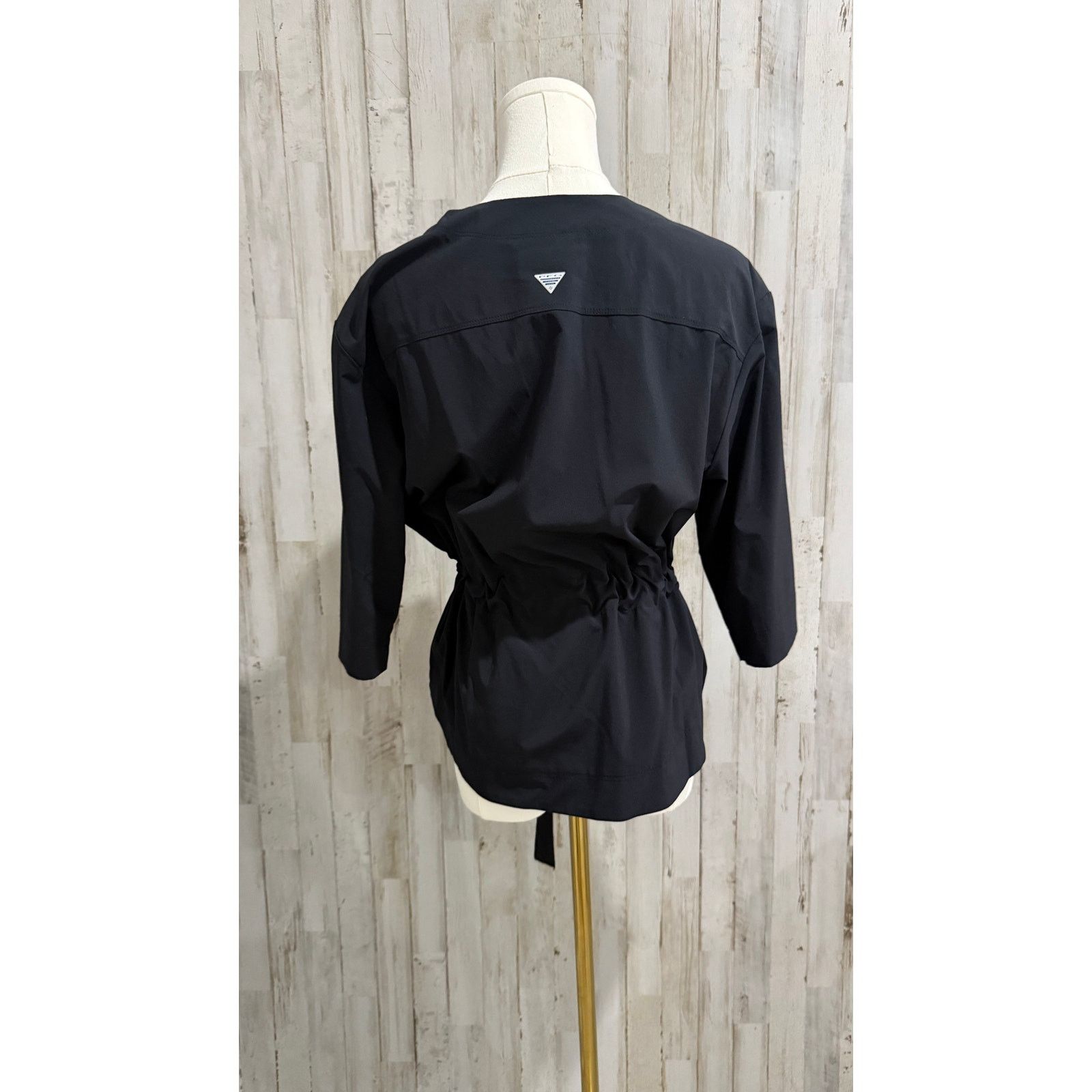 Columbia Columbia PFG Jacket Womens Petite Small Black Open Front Size S / US 4 / IT 40 - 8 Thumbnail