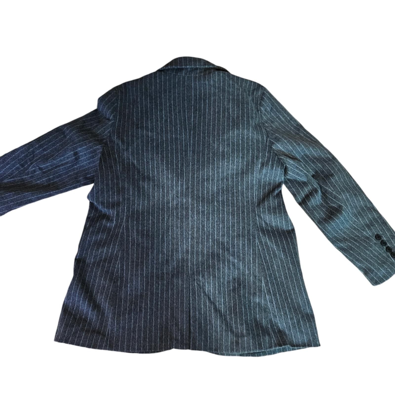 Designer Universal Thread Women's Pinstripe Blazer, Size XL ** NWT Size XL / US 12-14 / IT 48-50 - 2 Thumbnail