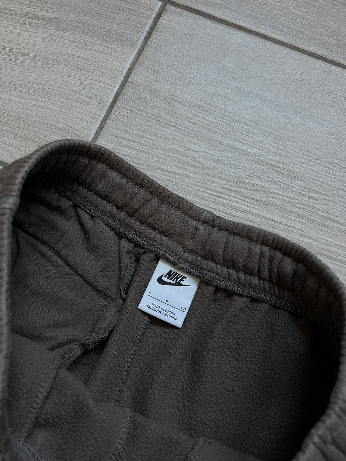 Nike Vintage Nike Track Pants Drill Y2K Cotton Brown Size US 31 - 5 Thumbnail
