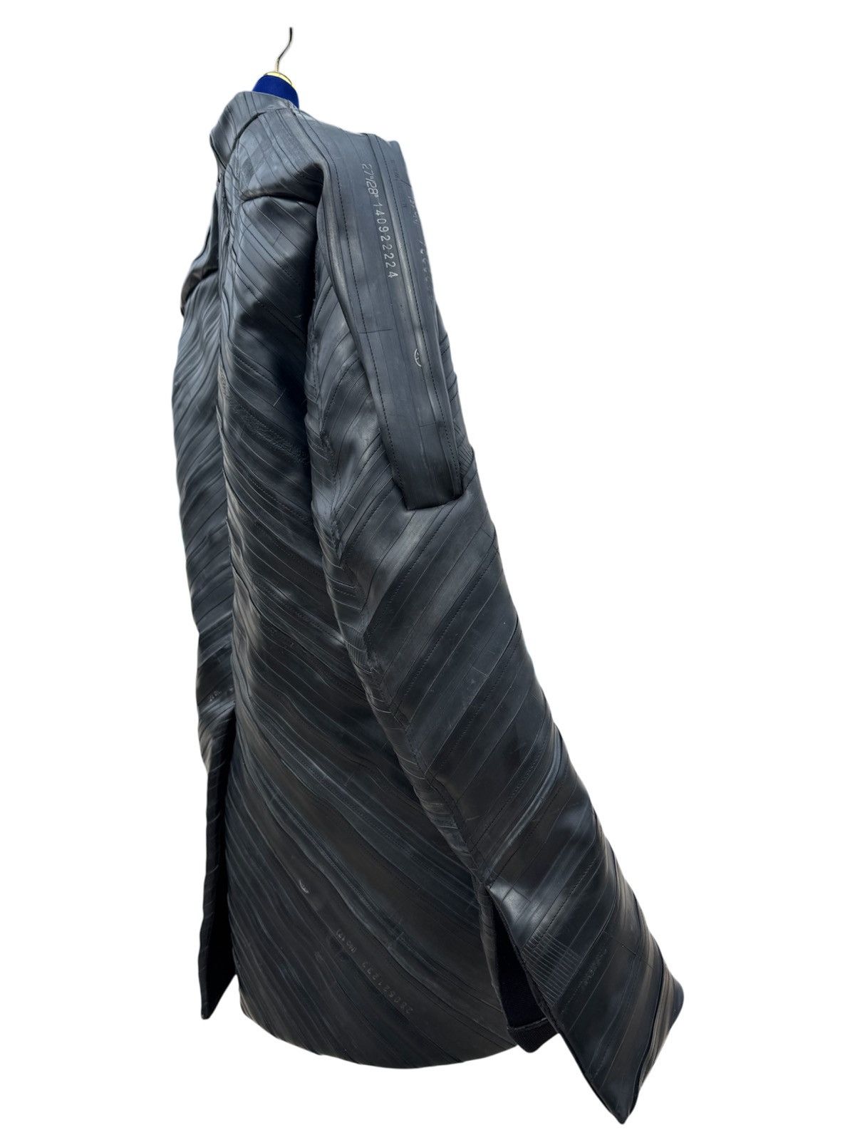 Rick Owens Rick Owens 1/1 25k Truck Rubber Jacket Porterville fw24 Size S / US 4 / IT 40 - 8 Thumbnail