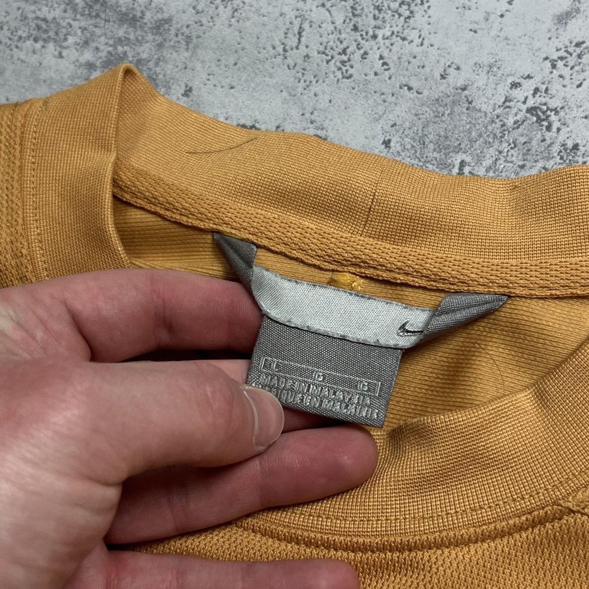 Nike 90s NIKE SWOOSH VINTAGE Y2K OVERSIZED LONGSLEEVE RETRO TEE Size US L / EU 52-54 / 3 - 6 Thumbnail