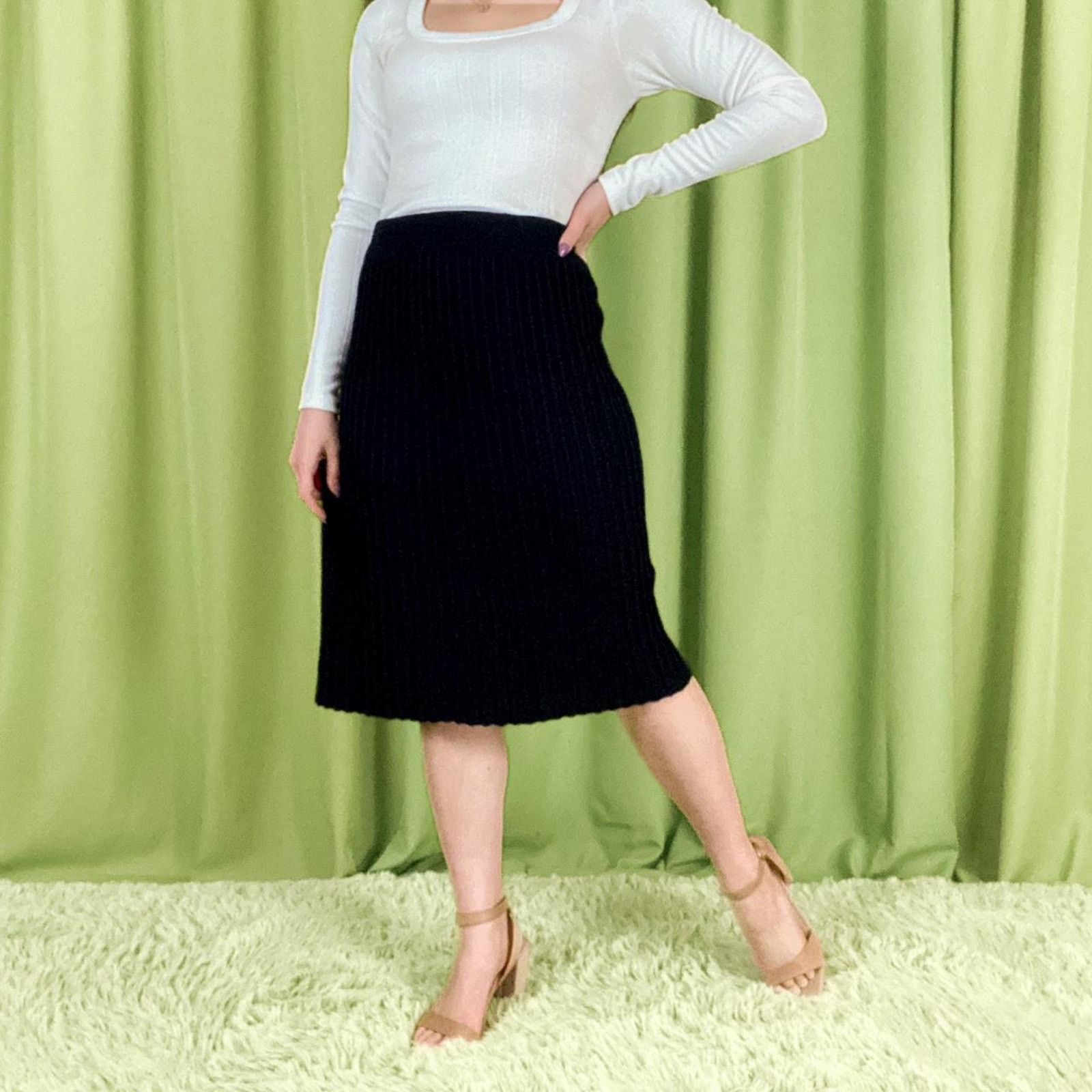 Vintage 80s Vintage Black Stretchy Rib Knit Midi Skirt Size 29" - 1 Thumbnail