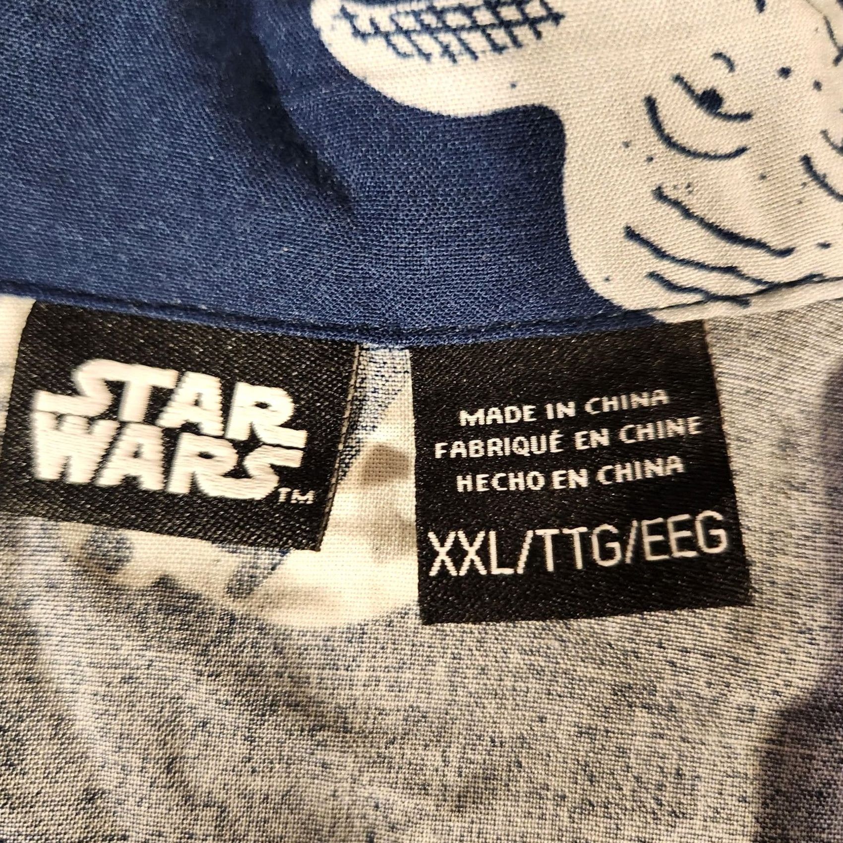 Disney VINTAGE Star Wars Shirt Mens 2XL Blue Button Front Rayon Aloha Hawaiian Camp Print Size US XXL / EU 58 / 5 - 2 Thumbnail