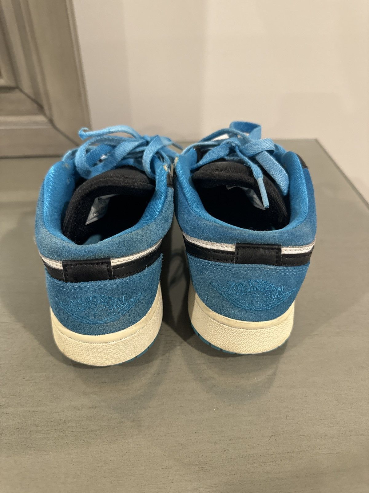 Nike Air Jordan 1 Retro Low OG ‘UNC’ Size US 5 / EU 37 - 5 Thumbnail