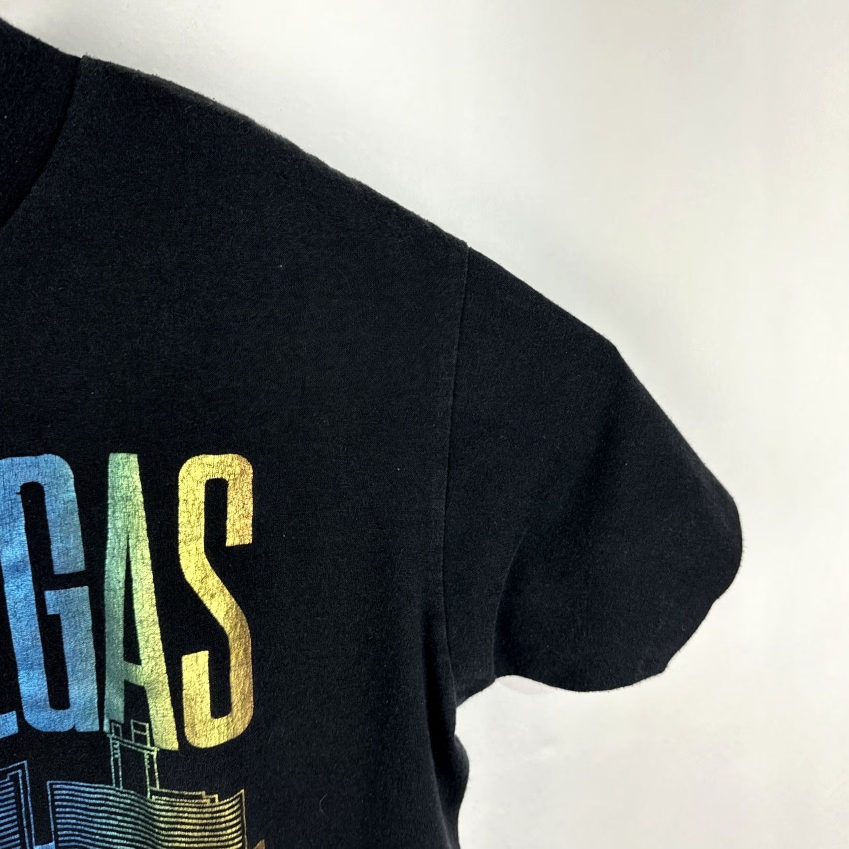 Vintage VINTAGE Las Vegas T Shirt XL Gambling Hotels Casinos City Scape Textile Prints 90s Mens Size US XL / EU 56 / 4 - 7 Thumbnail