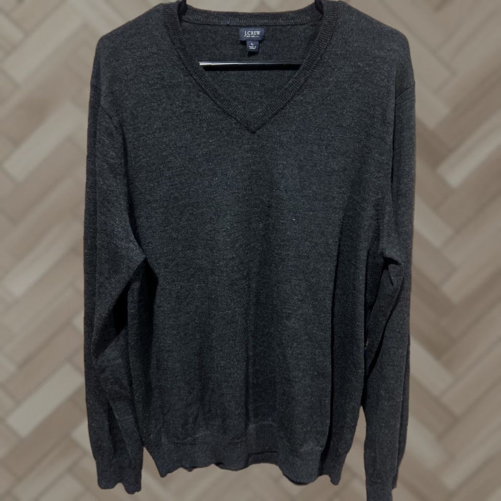 J.Crew VINTAGE J.CREW Wool Blend Sweater Pullover Men L Charcoal Gray V-Neck Long Sleeve Winter Fall Woolen Knit Han. Size US L / EU 52-54 / 3 - 1 Thumbnail