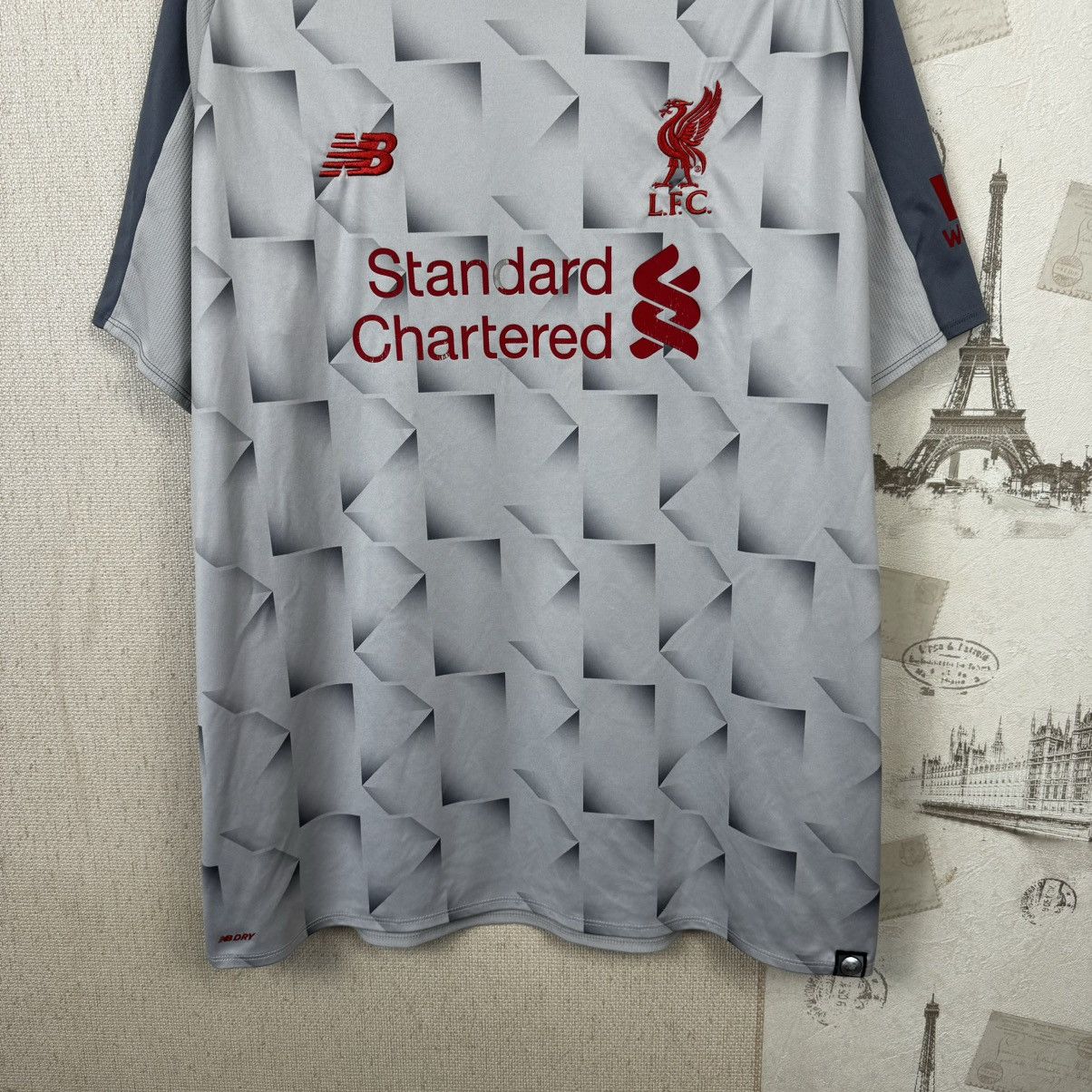 New Balance New Balance Liverpool Jersey 2018/19 Thrid Kit Football 2XL Size US XXL / EU 58 / 5 - 7 Thumbnail