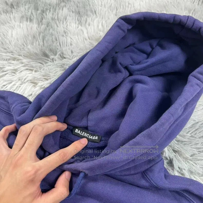 Balenciaga Balenciaga Coke Sweatshirt Size US S / EU 44-46 / 1 - 3 Thumbnail