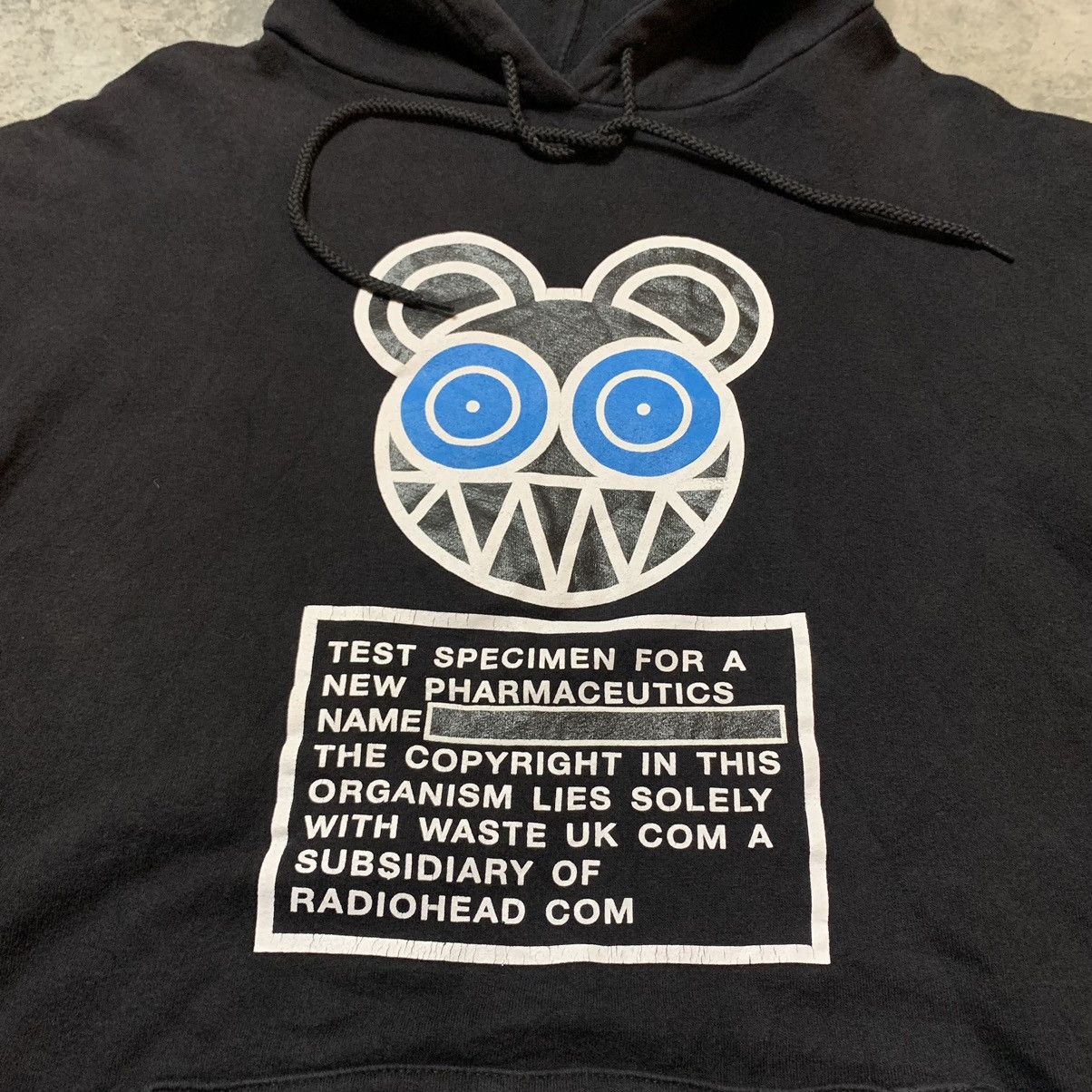 Band Tees Vintage 90s band hoodie radiohead album waste kid a bends Size US L / EU 52-54 / 3 - 2 Thumbnail