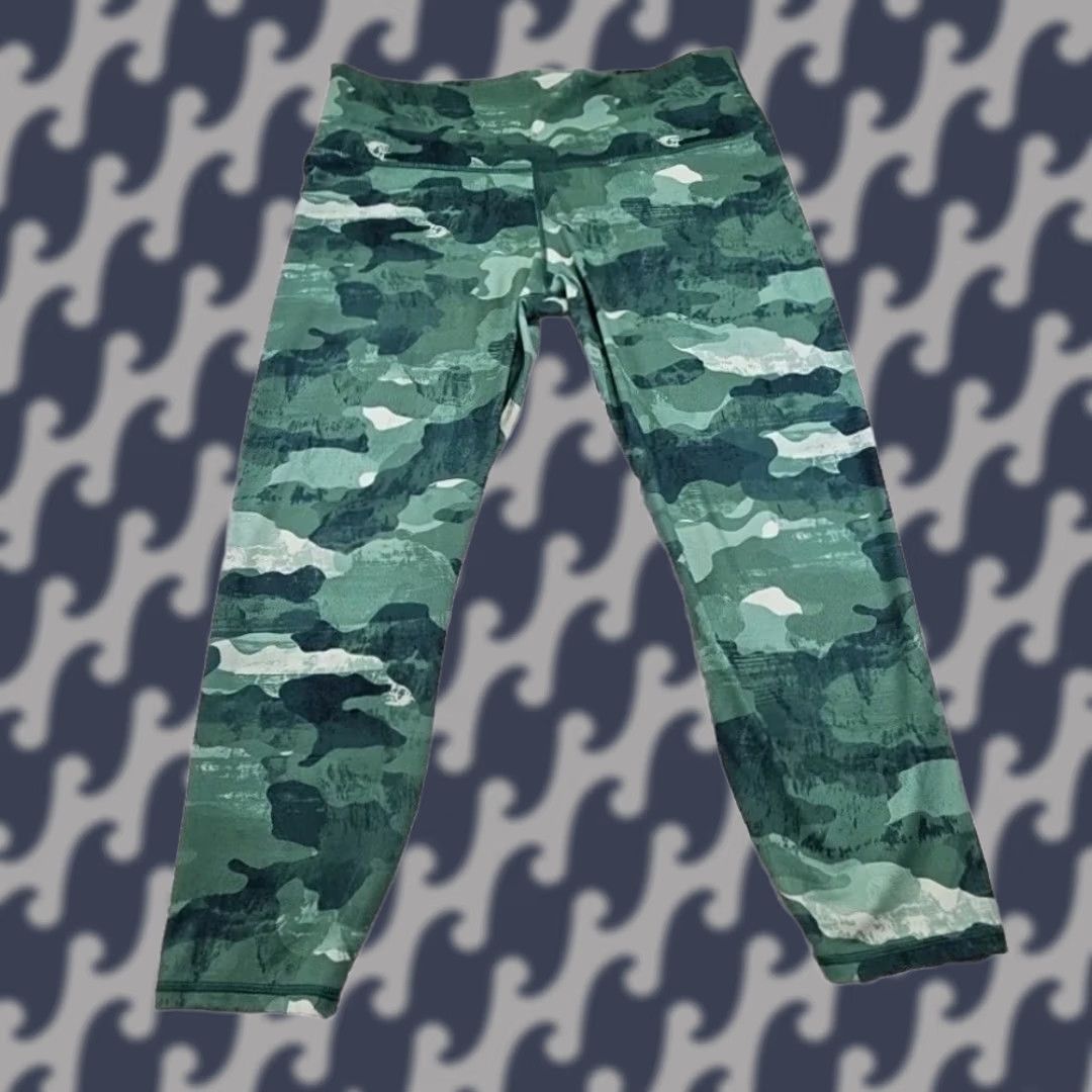 Fabletics Fabletics PowerHold High Rise Camo Leggings Women’s XL Green Compression Slimming Breathable Moisture Wicking Pull On Activewear Women Size 40" / US 18 - 1 Thumbnail