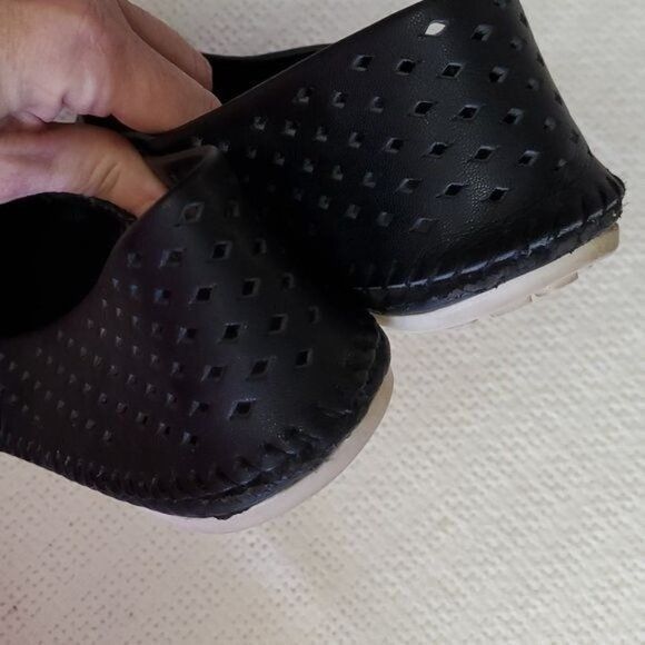 Designer BCBGeneration Black Leather Sz. 9.5 Hand Tooled Slipon Loafe Size US 9.5 / IT 39.5 - 7 Thumbnail