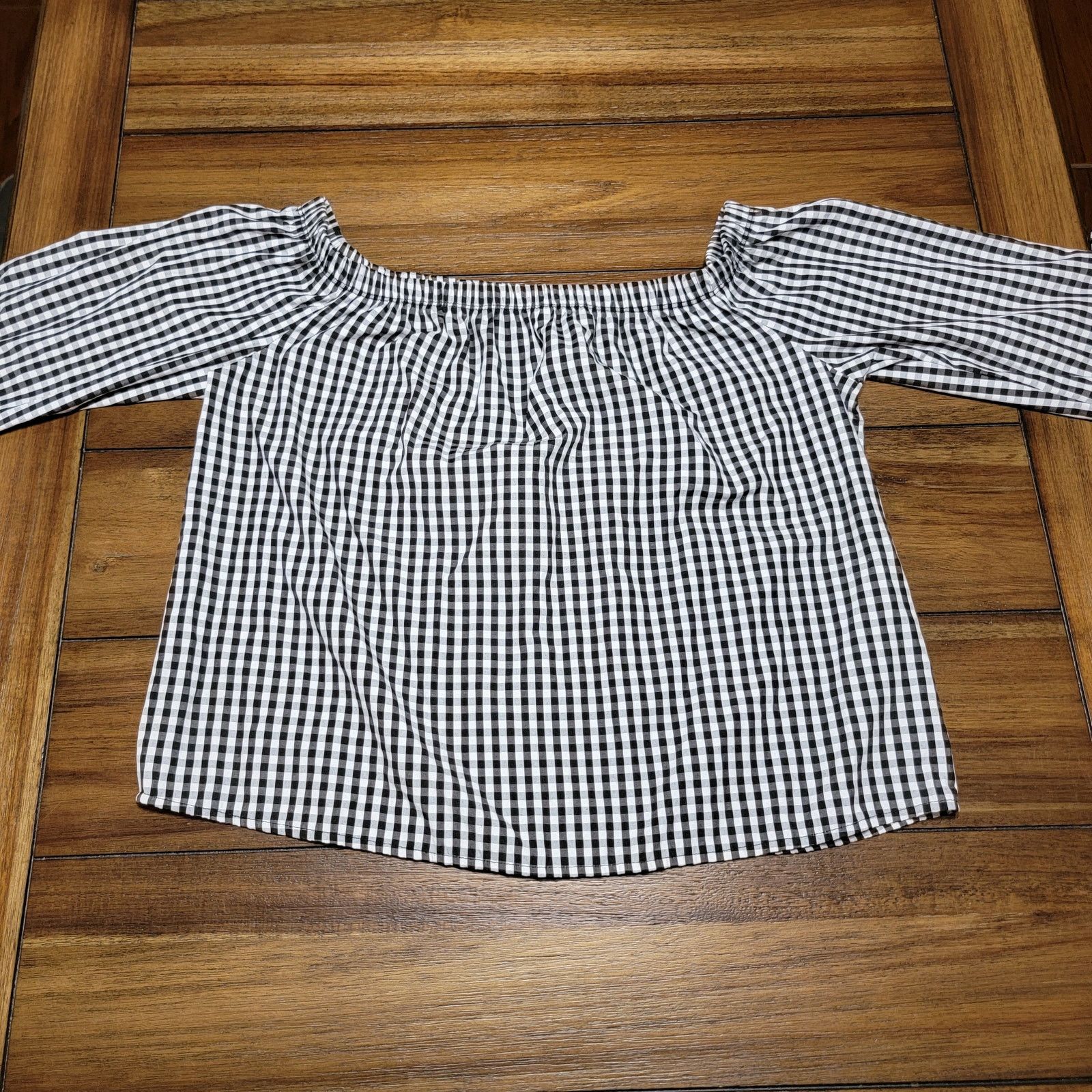 Other Charlotte Russe LS Crop Blouse w/ Flare Sleeves -Size Medium Size M / US 6-8 / IT 42-44 - 2 Thumbnail