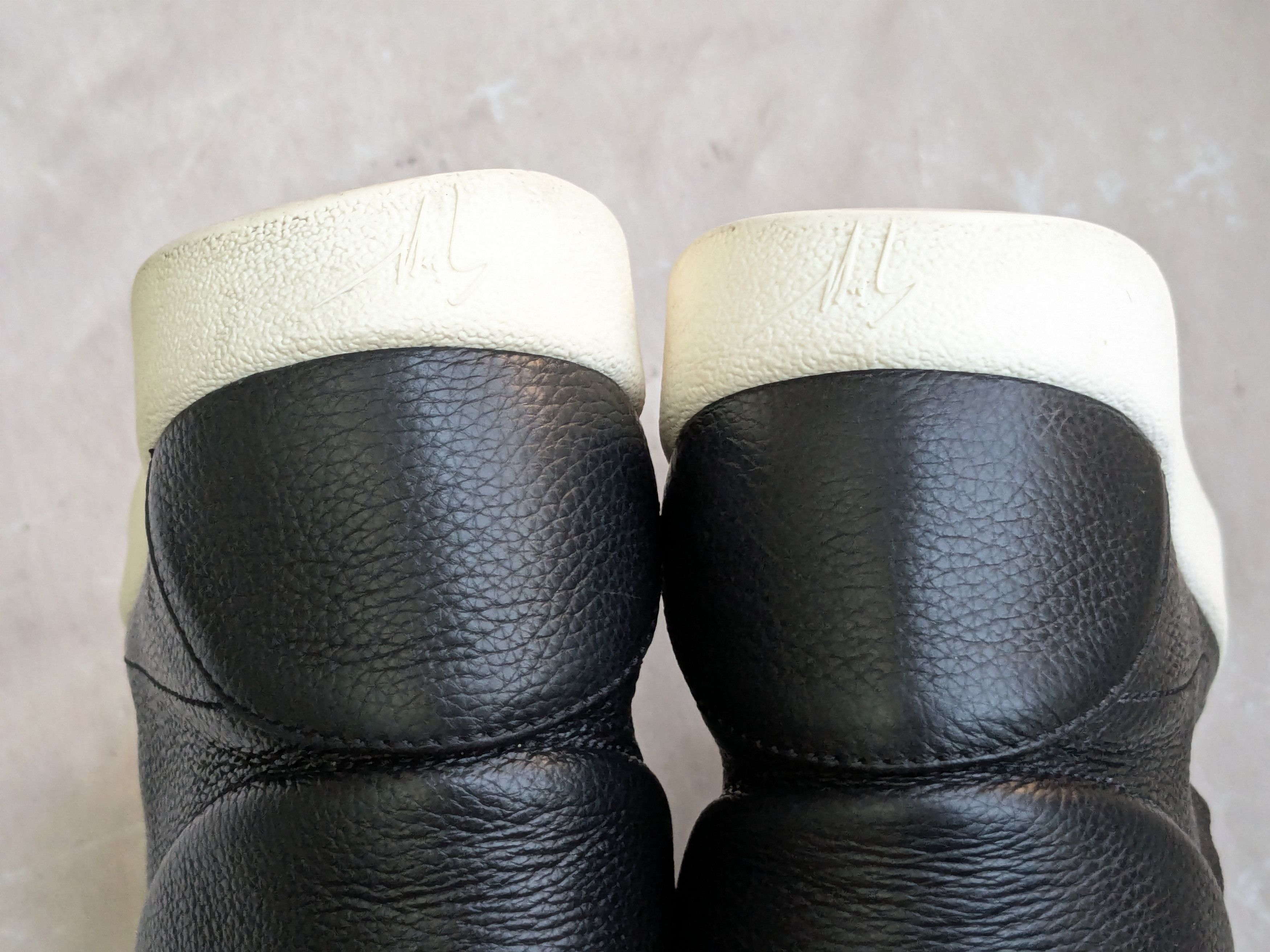 Giuseppe Zanotti Giuseppe Zanotti High Tops Black White 9 42 Leather Size US 9 / EU 42 - 12 Thumbnail