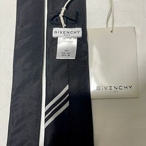 Givenchy Givenchy 100% Silk Tie Size ONE SIZE - 2 Thumbnail