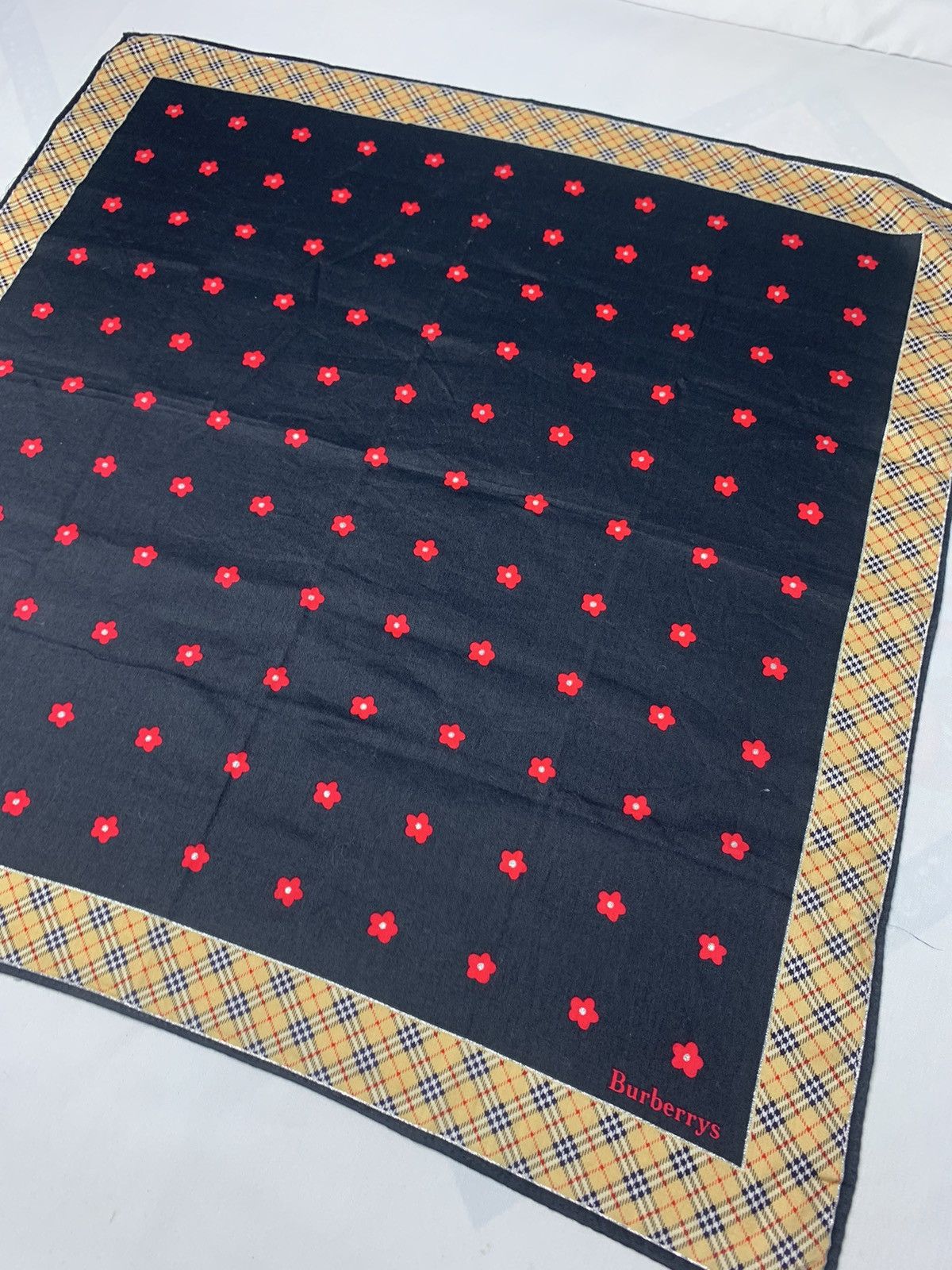 Burberry Burberry Handkerchief / Neckerchief / Bandana Size ONE SIZE - 3 Thumbnail