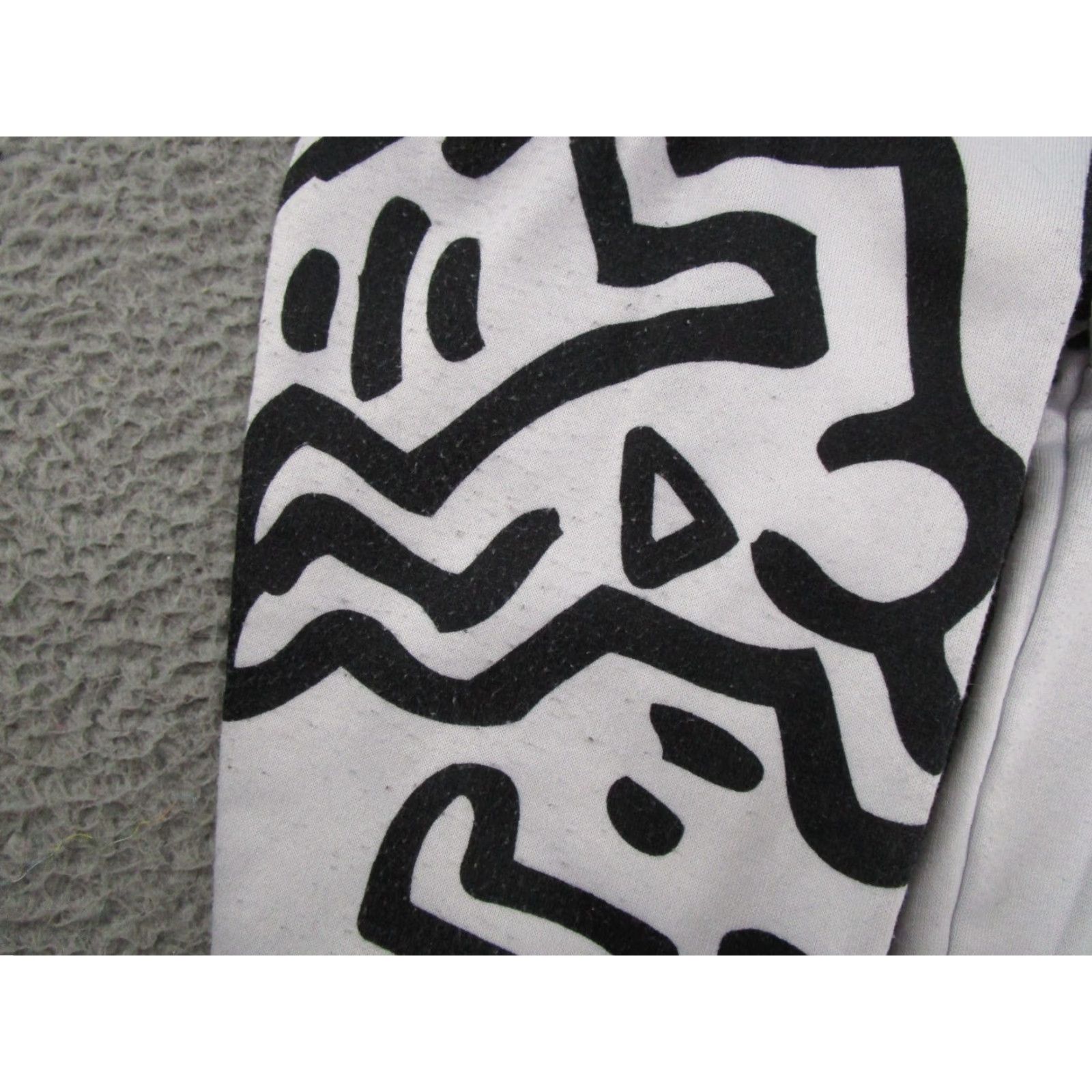 Members Only Keith Haring X Members Only All Over Graphic Print Hoodie M Mens Pullover Hooded Multicolor Graphic Print 80s Art Hip Hop Size M Size US M / EU 48-50 / 2 - 4 Thumbnail