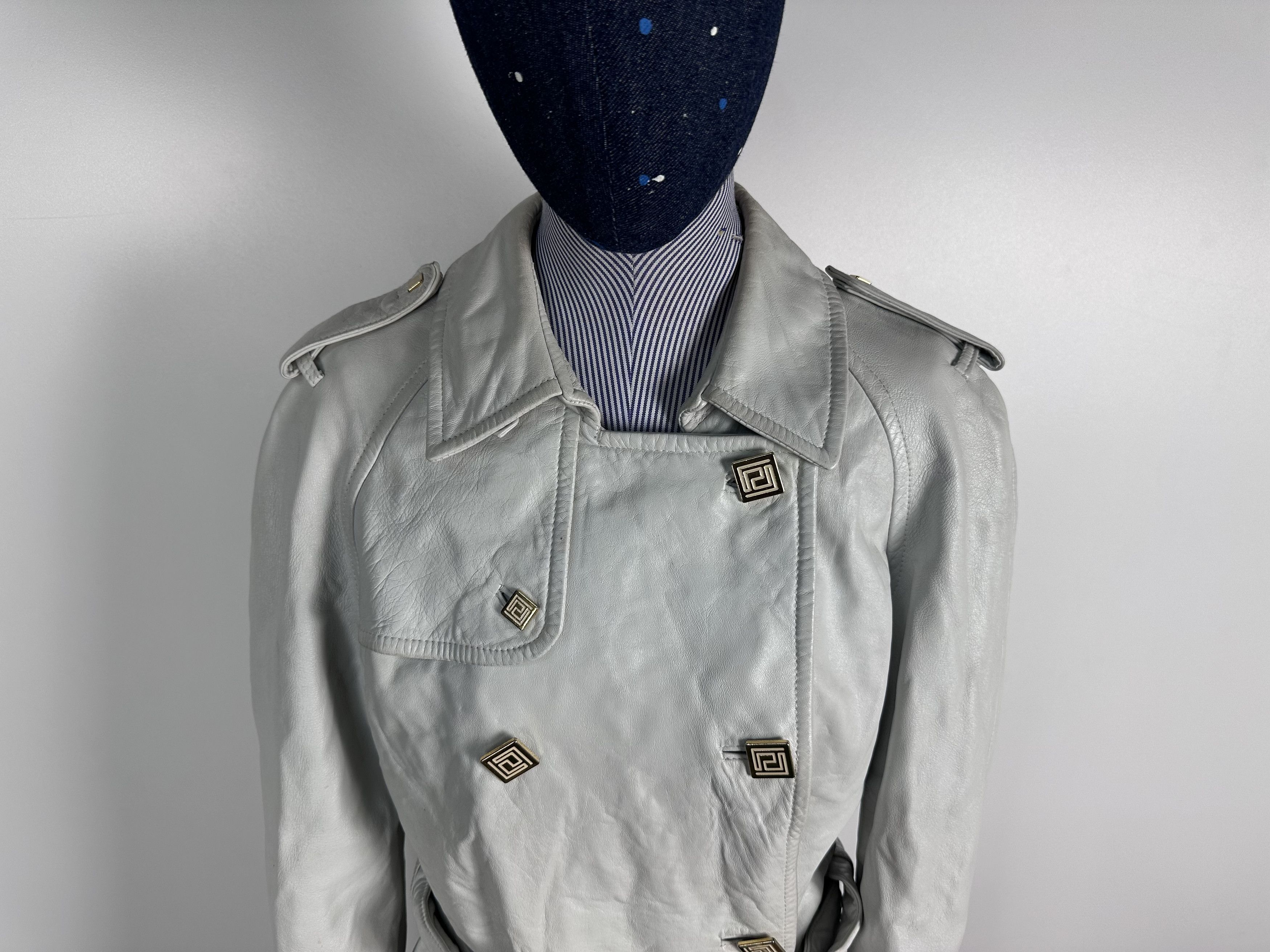 Versace × Vintage Versace v2 Vintage Leather Double Breasted Coat Jacket Size M / US 6-8 / IT 42-44 - 3 Thumbnail
