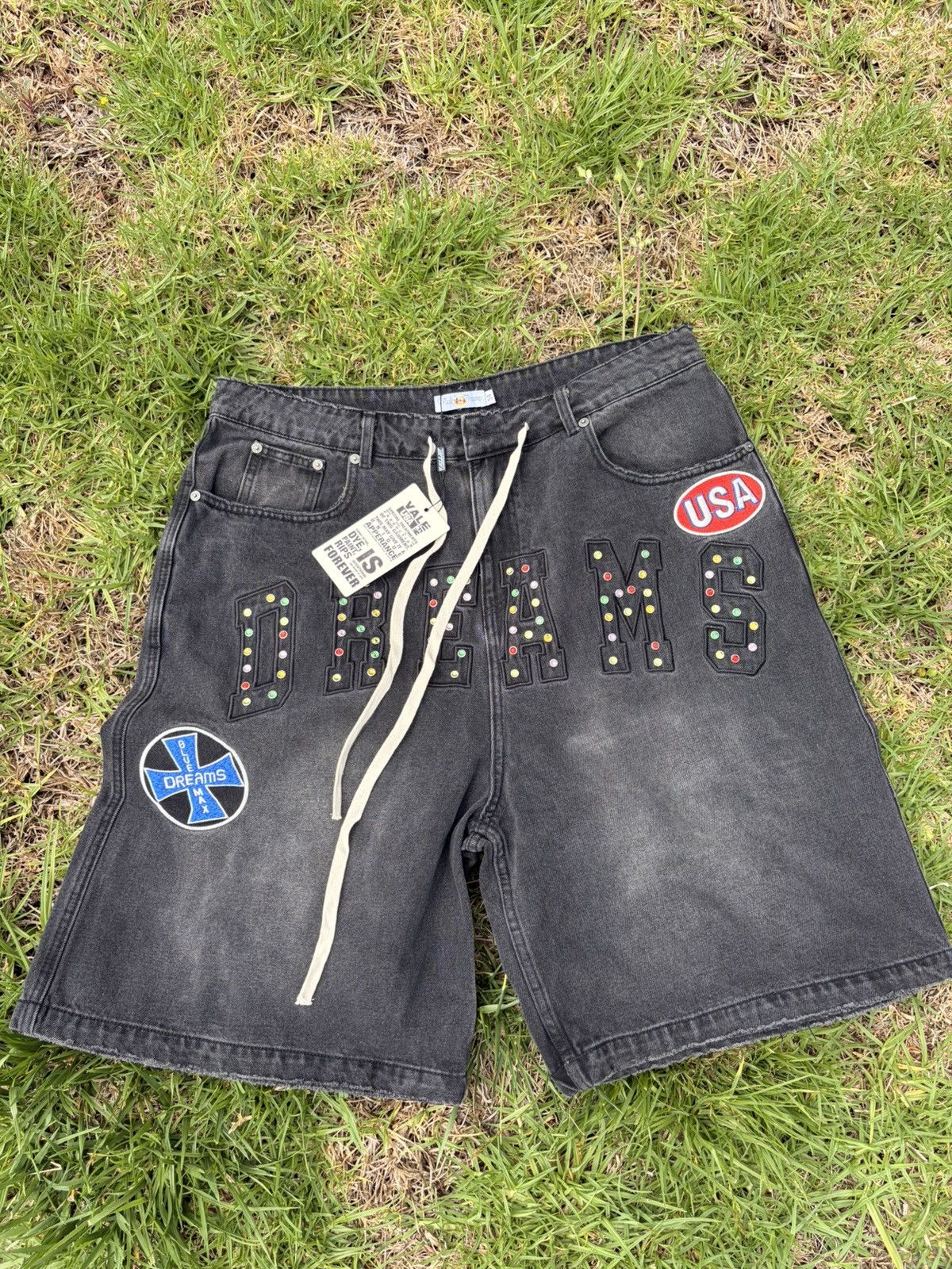 Vale Vale Forever Dream Jorts Size US 34 / EU 50 - 2 Thumbnail