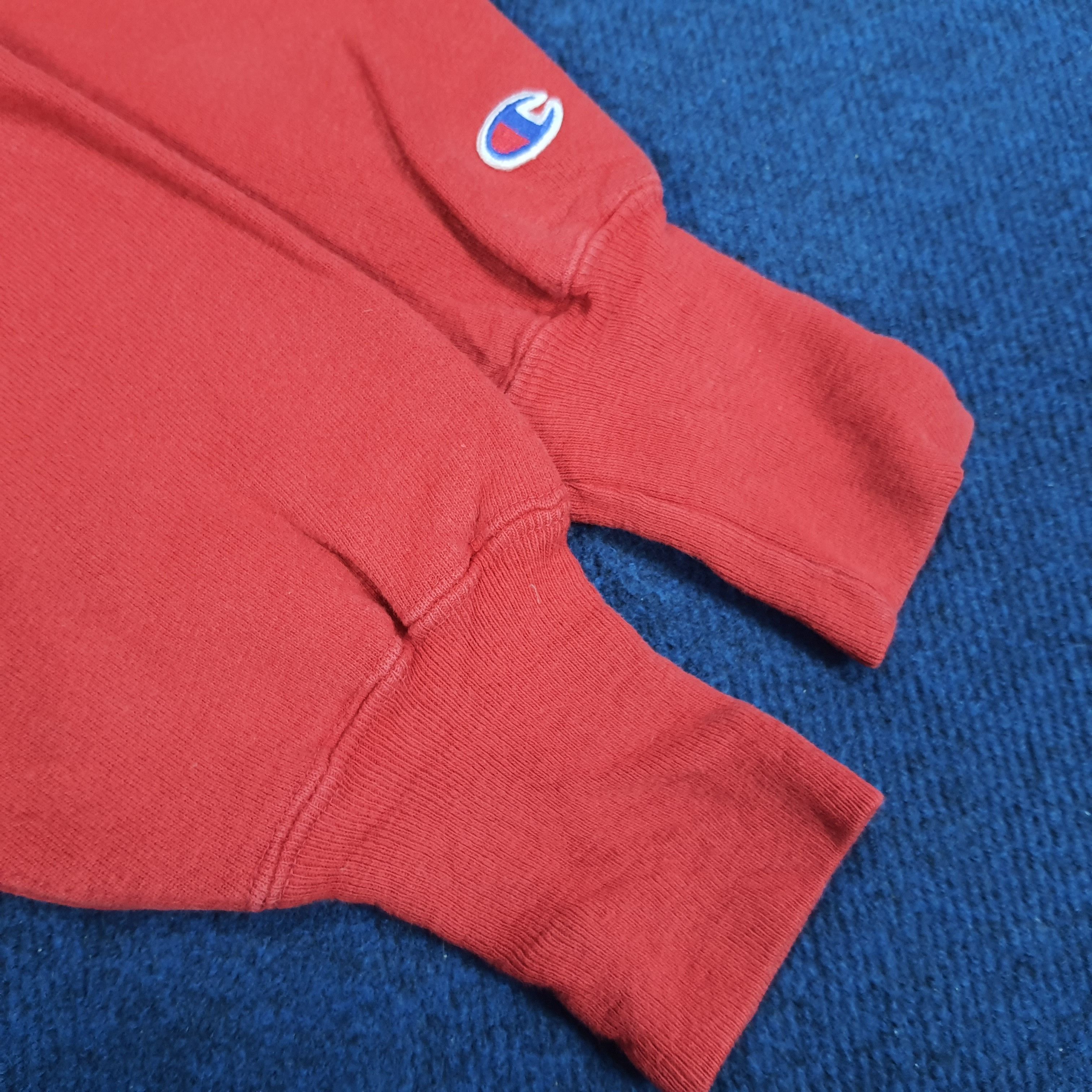 Champion × Vintage Vintage Champion Embroidered Streetwear Sweatshirt Size US M / EU 48-50 / 2 - 7 Thumbnail