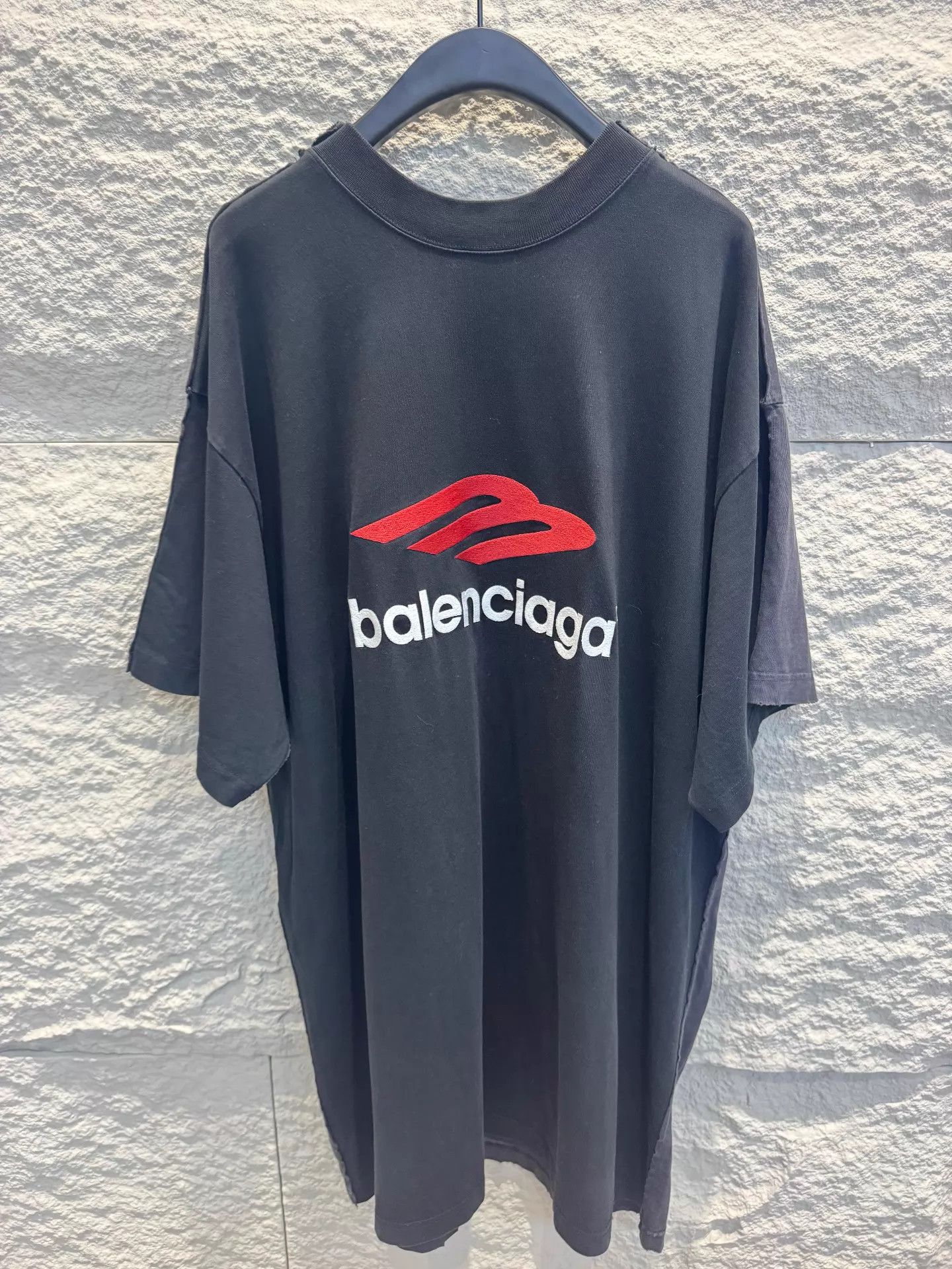 Balenciaga Balenciaga 3B Tape Double Logo Oversized Tee Size US M / EU 48-50 / 2 - 3 Thumbnail
