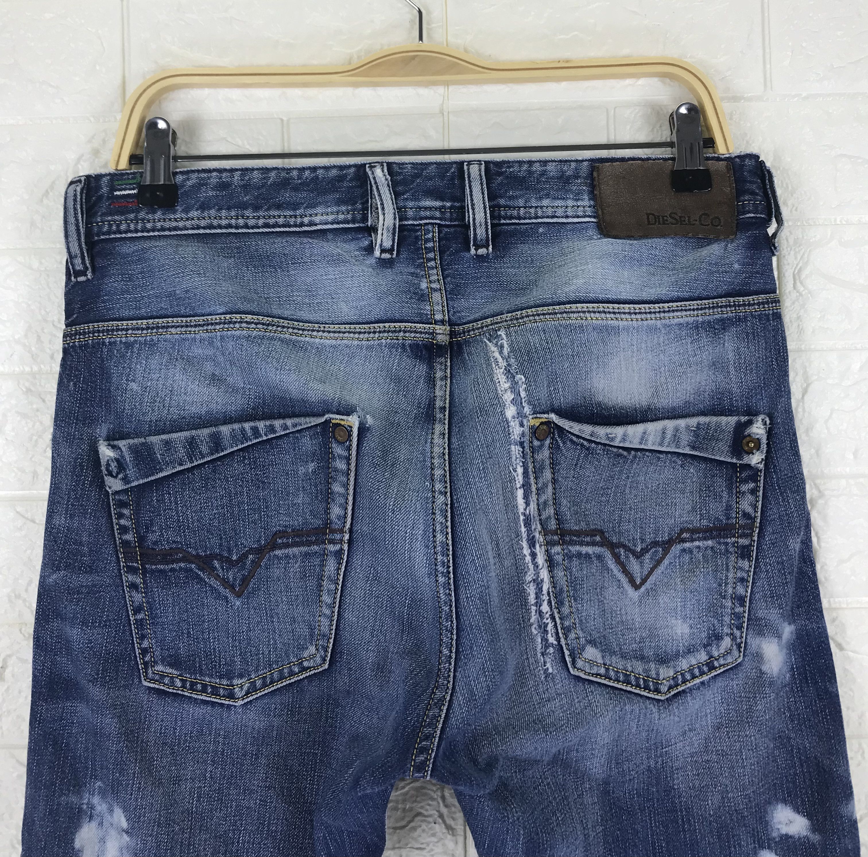 Diesel Vintage Diesel Distressed Denim Faded Blue Jeans Size US 29 - 6 Thumbnail