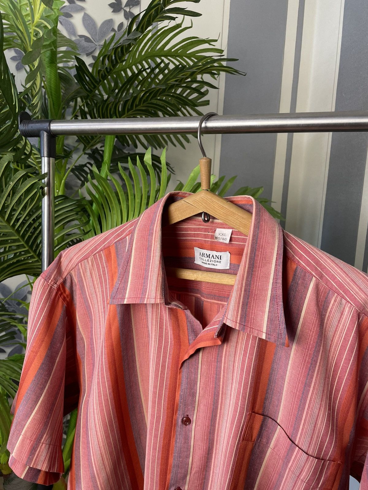Armani Collezioni Vintage Armani Collezione Short Sleeve Button Up Shirt XXL Size US XXL / EU 58 / 5 - 2 Thumbnail