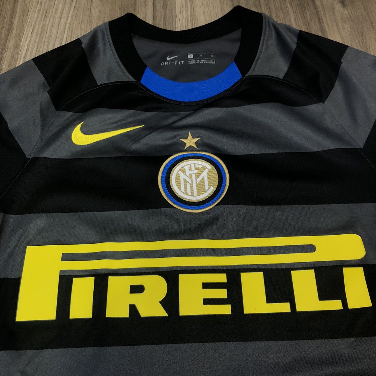 Nike Inter Milan 20/21 third away shirt Size US S / EU 44-46 / 1 - 4 Thumbnail