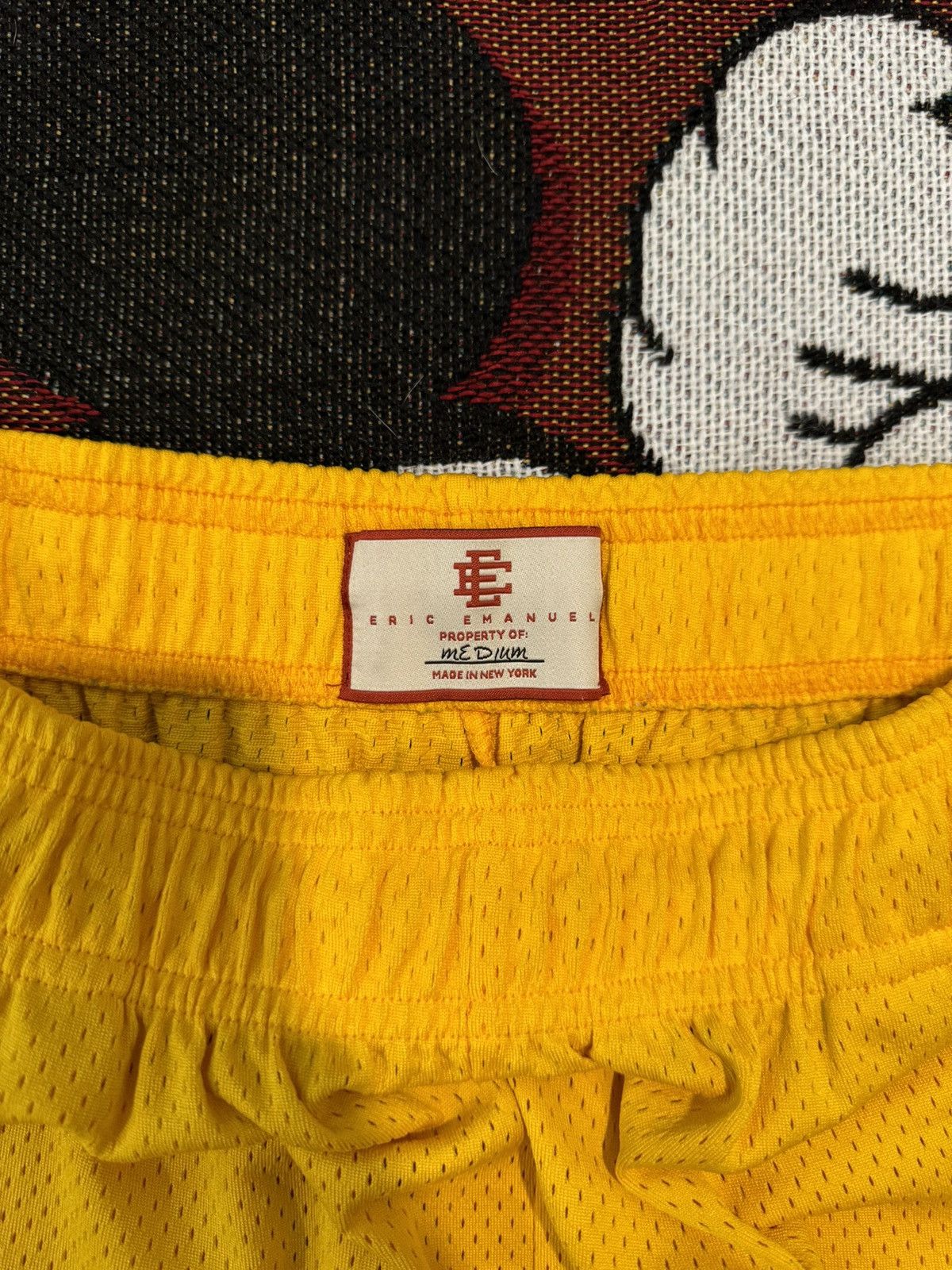 Eric Emanuel Eric Emanuel yellow Lightning bolt Shorts medium Size US 30 / EU 46 - 3 Thumbnail