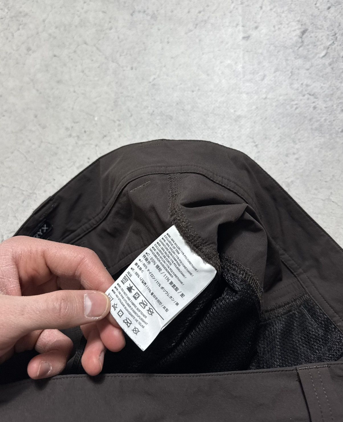 Arc'teryx Arc’teryx Men’s Nylon Cargo Outdoor Shorts Size M Size US 32 / EU 48 - 9 Thumbnail