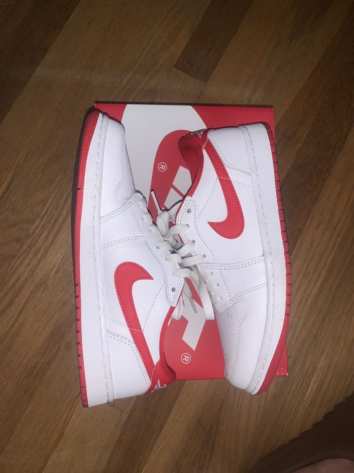 Nike jordan 1 retro og low Size US 7 / EU 40 - 1 Thumbnail