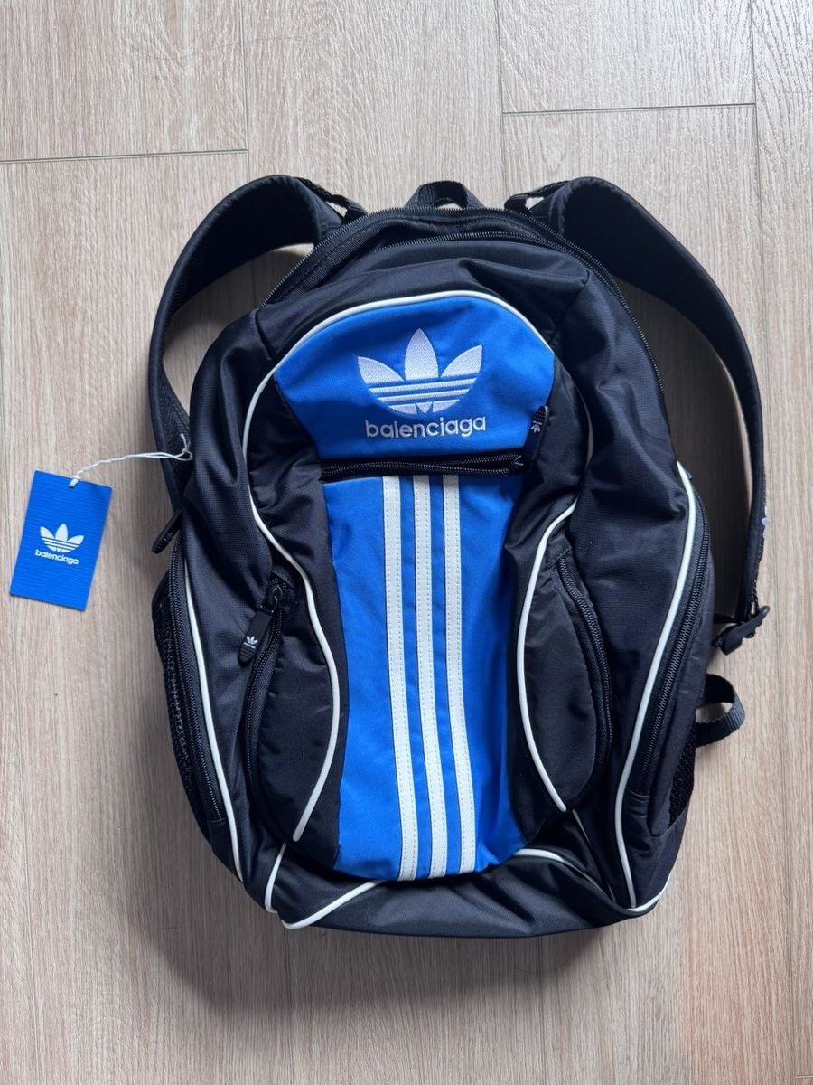 BALENCIAGA　adidas　ラージバックパック BALENCIAGA adidas ラージバックパック Balenciaga x adidas
