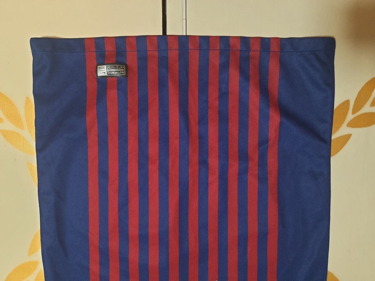 Nike Nike Barcelona FC Jersey #10 Messi 2018-2019 kids size XL Size US XS / EU 42 / 0 - 5 Thumbnail