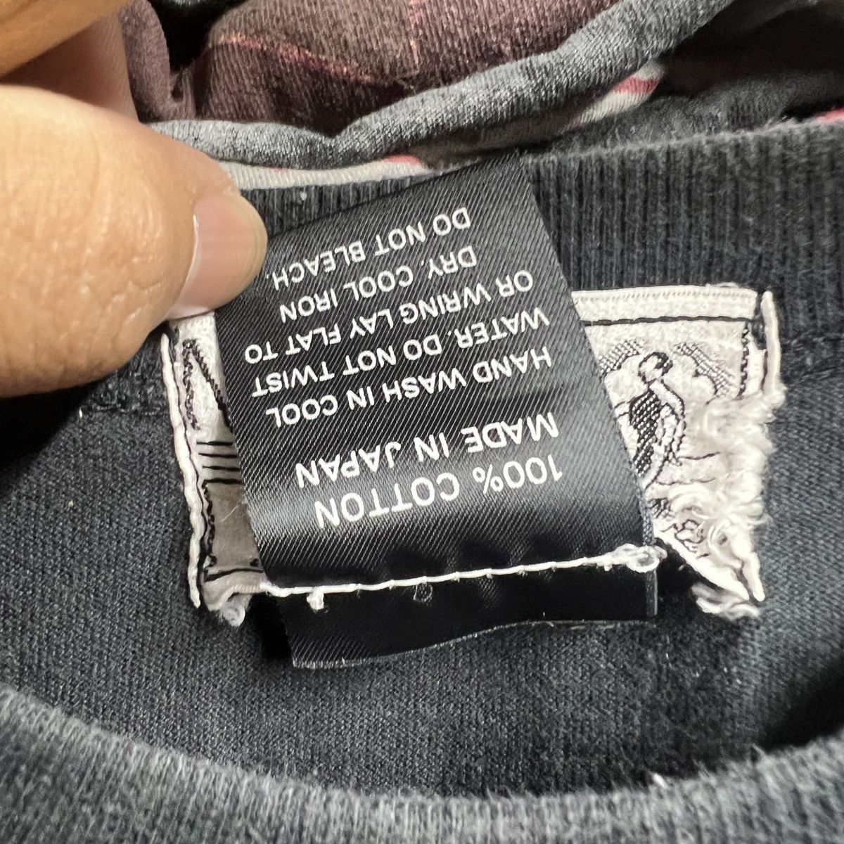 Japanese Brand VTG 90’s NEEDLESS PRICE ALBERT CAN MADE NIPPON TEE Size US M / EU 48-50 / 2 - 5 Thumbnail