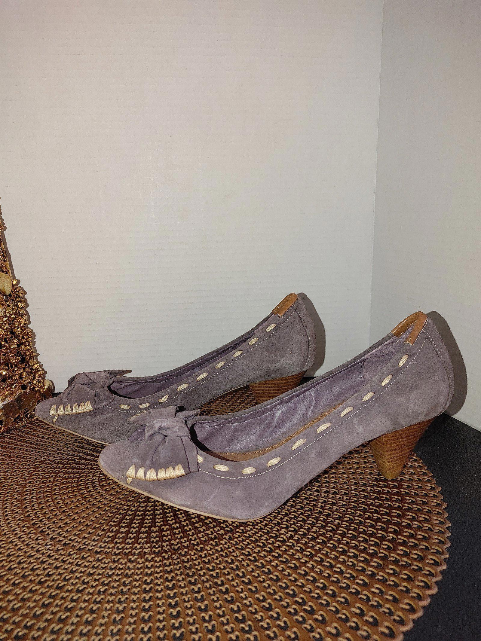 Designer B. Makowsky Peep Toe Kitten Heels Size 8.5M Size US 8.5 / IT 38.5 - 1 Thumbnail
