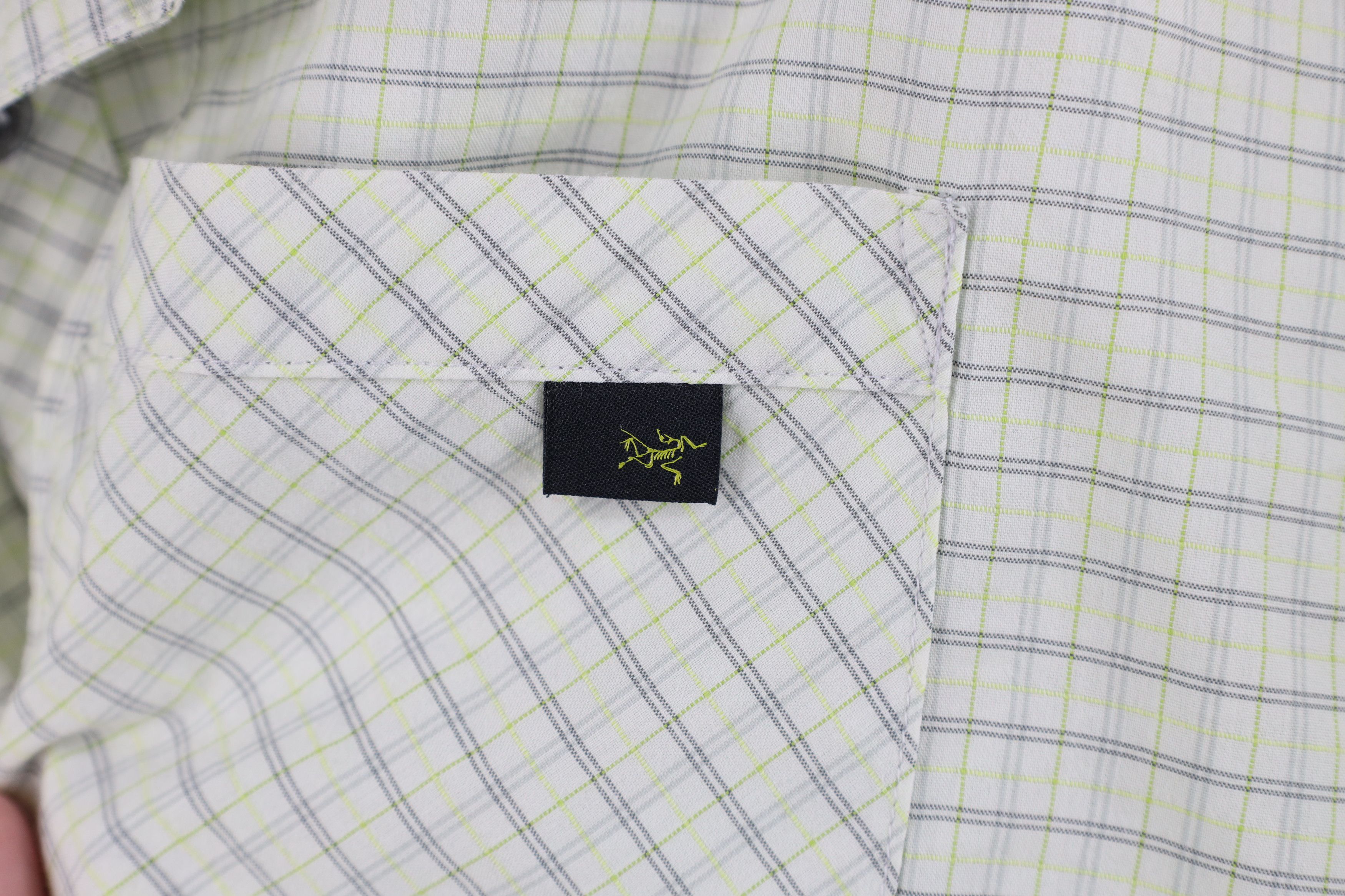 Arc'teryx Arcteryx Trekking Hiking Short Sleeve Button Shirt Plaid Size US L / EU 52-54 / 3 - 4 Thumbnail