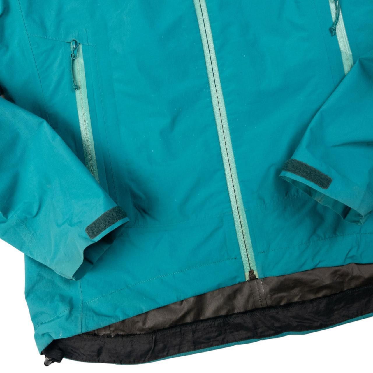 Arc'teryx Vintage Arcteryx Goretex Beta Shell Jacket Women's Size S Size S / US 4 / IT 40 - 6 Thumbnail