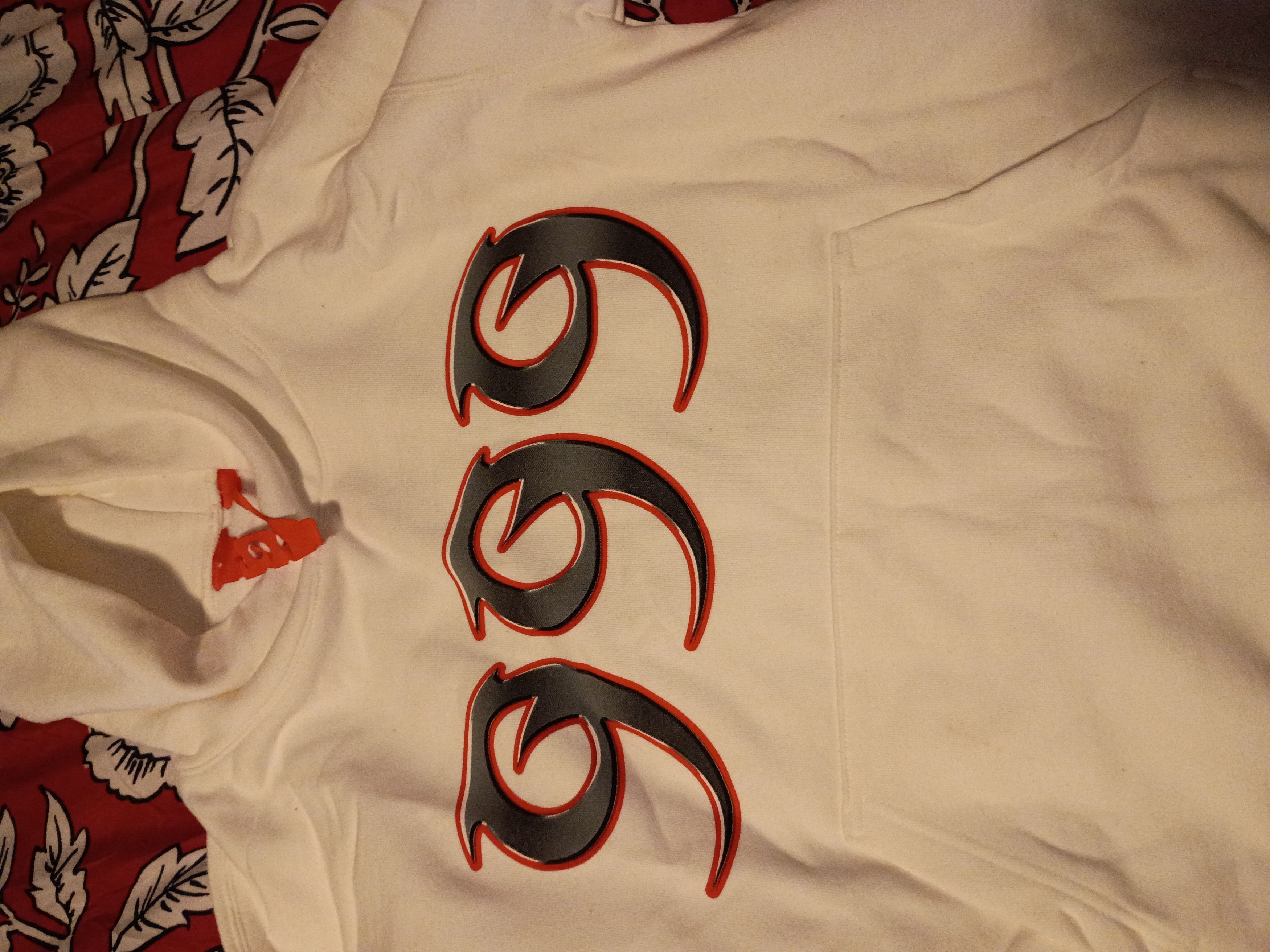 Vlone Vlone juice wrld Size US M / EU 48-50 / 2 - 2 Thumbnail