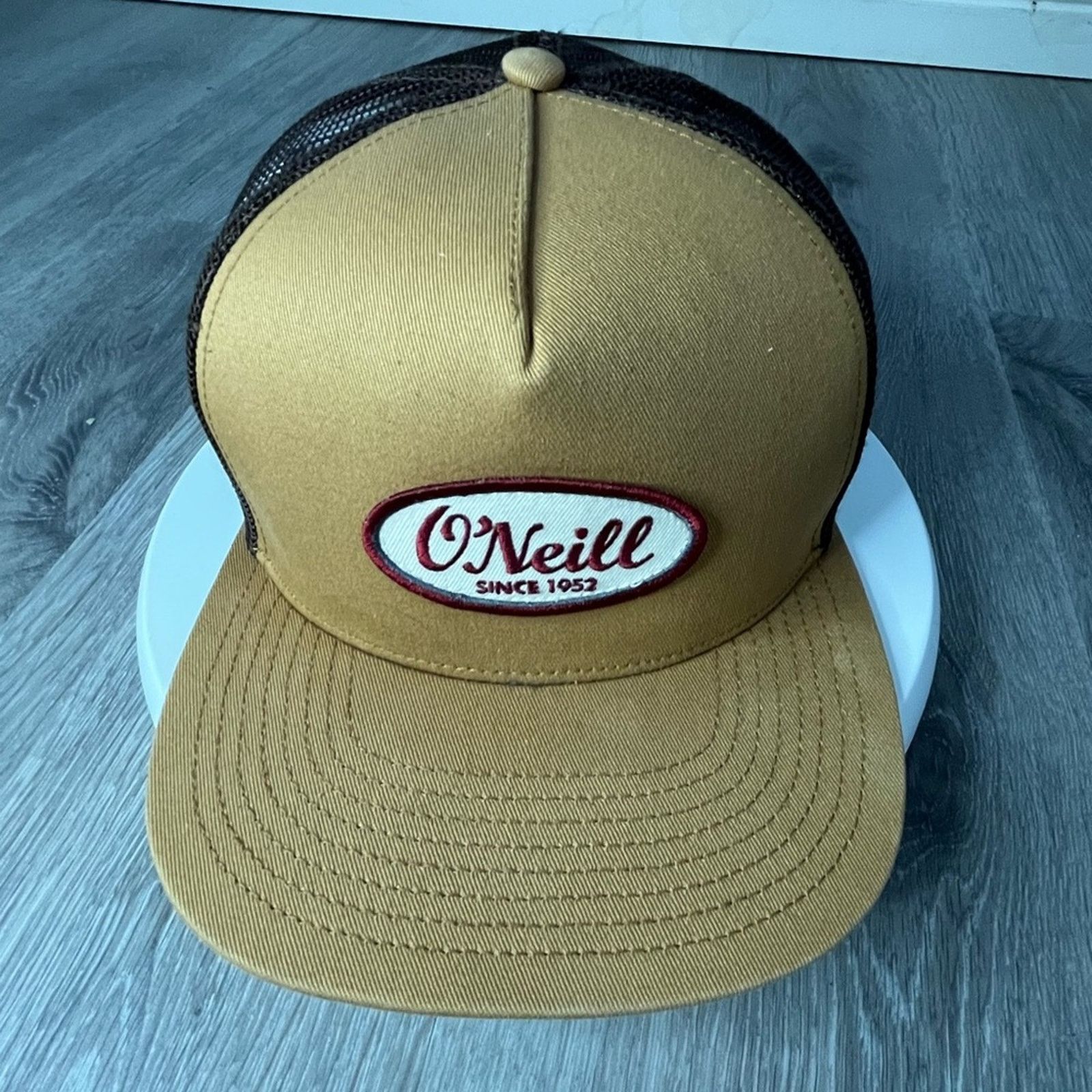 O'Neill Oneill hat truck hatt brown snapback one size good condition Size ONE SIZE - 5 Thumbnail