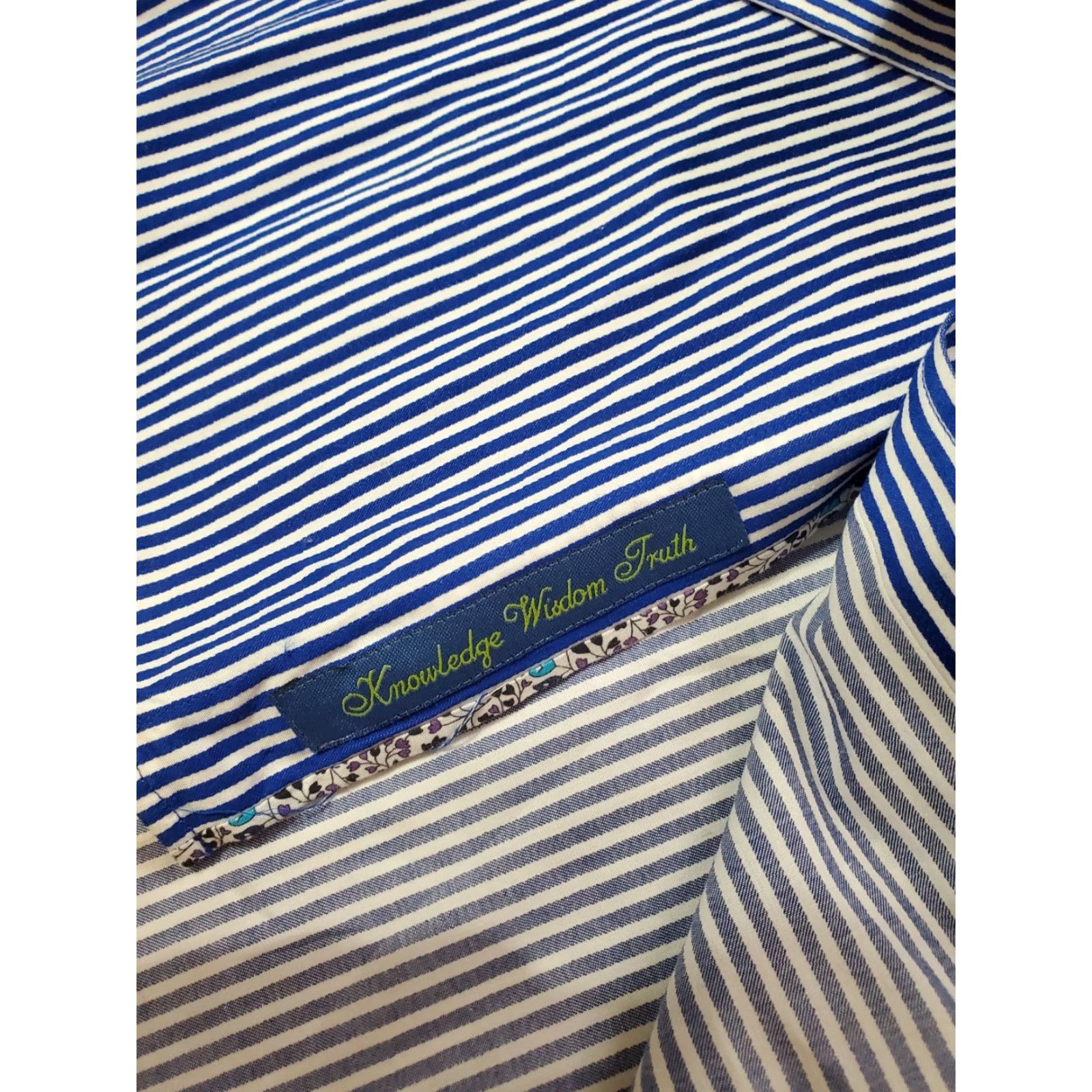 Robert Graham Robert Graham Shirt Men's L Tailored Fit Modern Americana Blue White Striped Button-Up Casual All Seasons Size US L / EU 52-54 / 3 - 3 Thumbnail