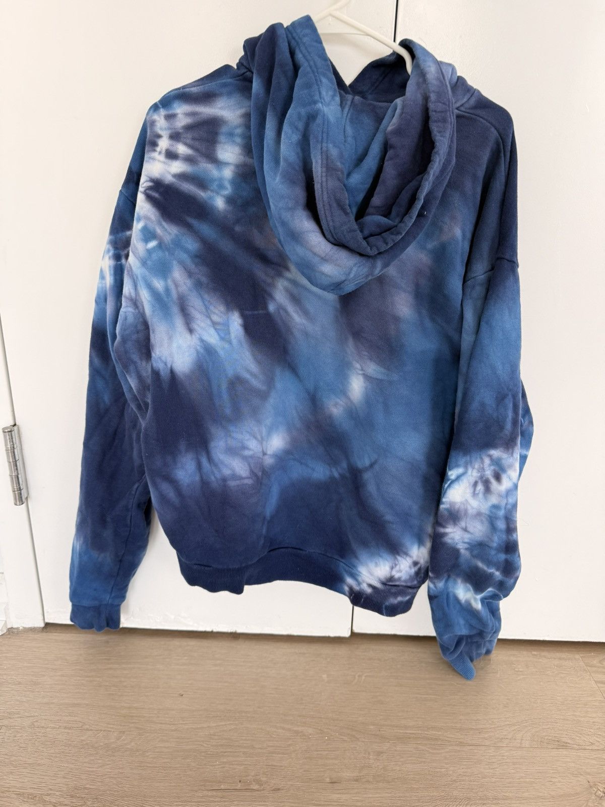 John Elliott John Elliott Tie Dye Hoodie Size US XL / EU 56 / 4 - 2 Thumbnail