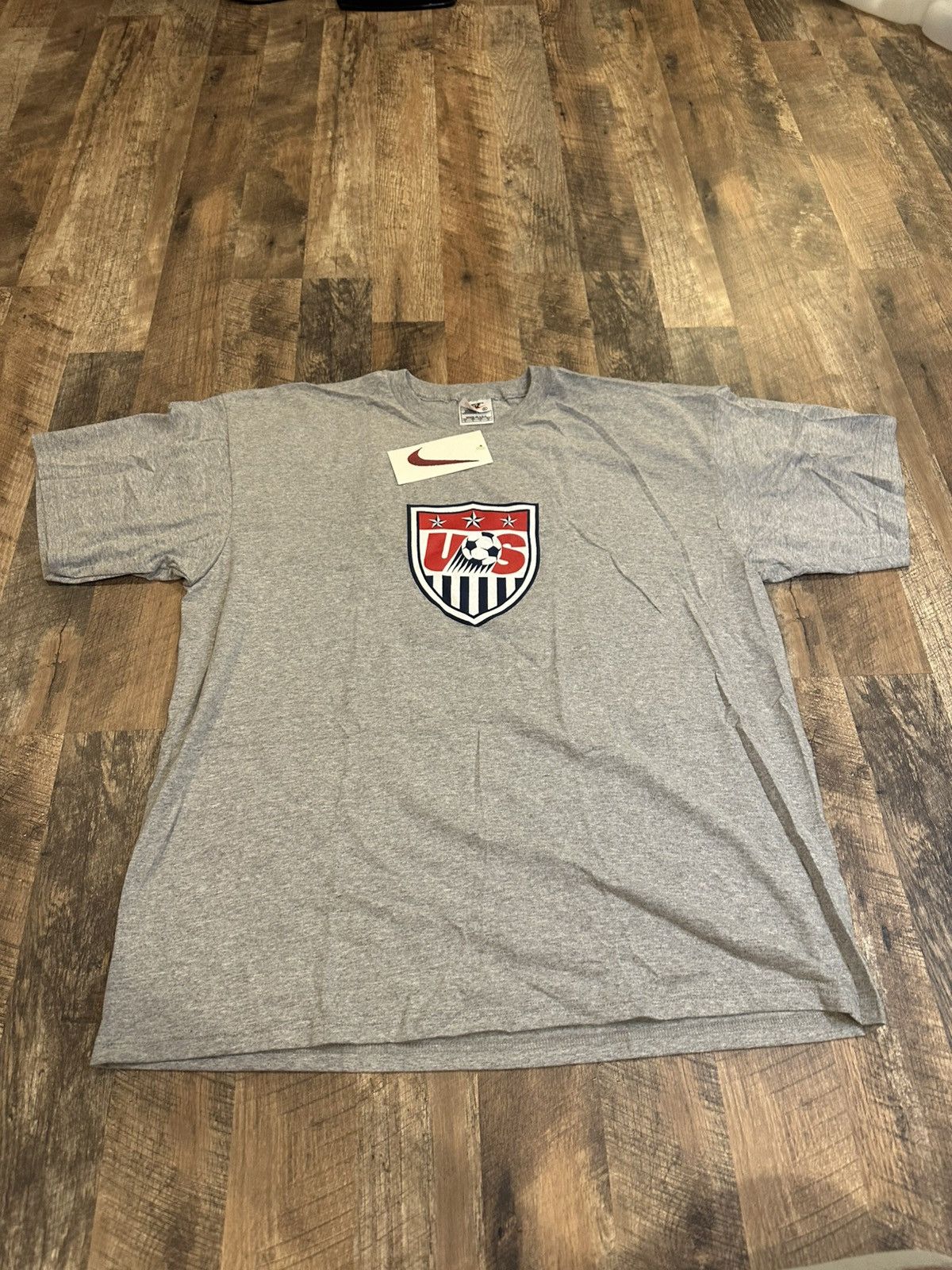 VINTAGE 90s DEADSTOCK Nike US National Soccer Team Shirt Tee