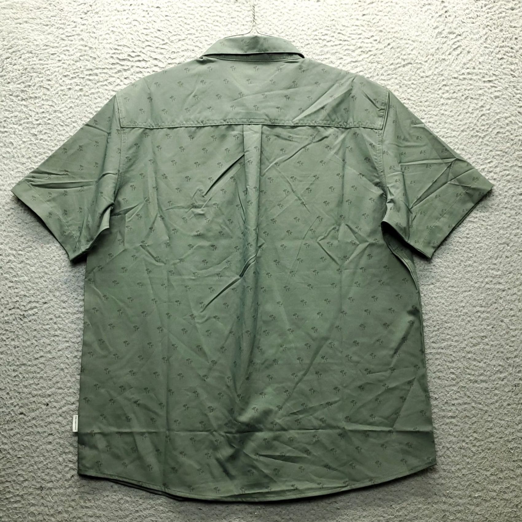 Vintage Voyager Button-Up Shirt: Mens Size S Green Tree Print Collared Camping Fishing Short Sleeve Size US S / EU 44-46 / 1 - 2 Thumbnail