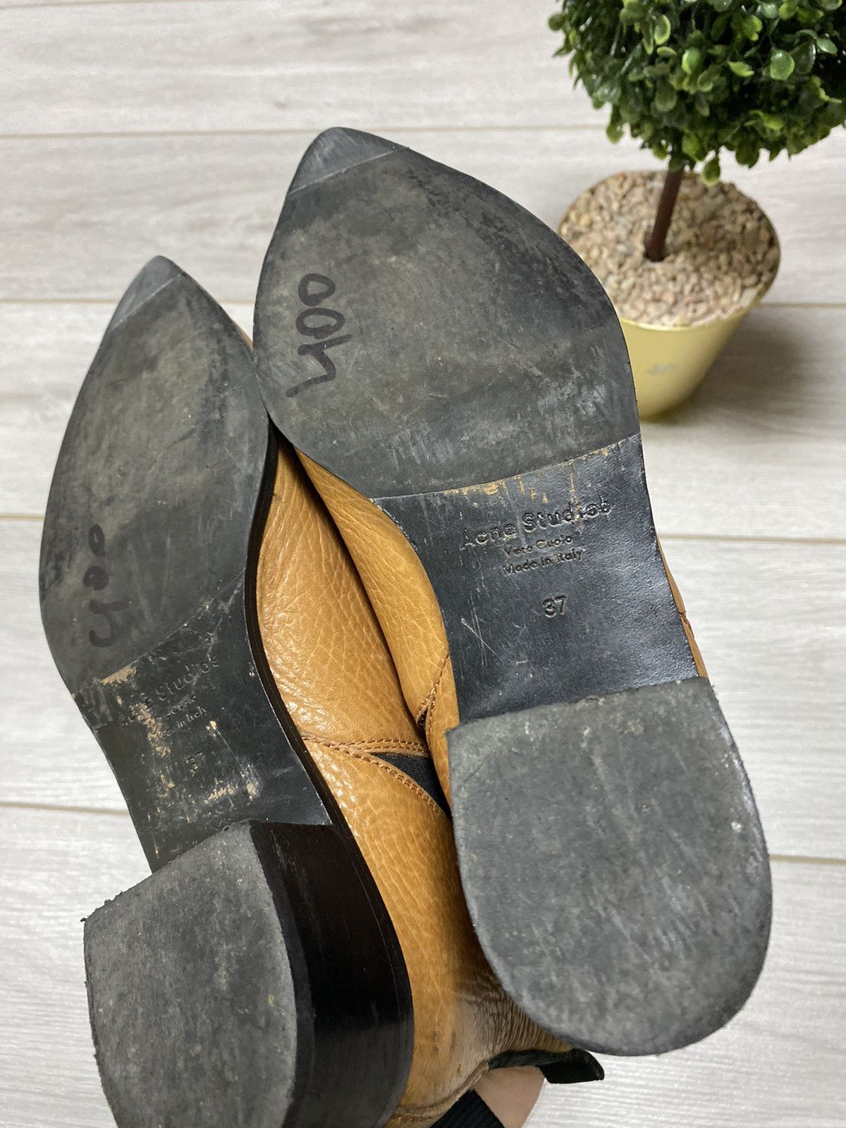 Acne Studios Acne Studios Chelsea Vero Cuolo leather boots heels Size US 7 / IT 37 - 6 Thumbnail
