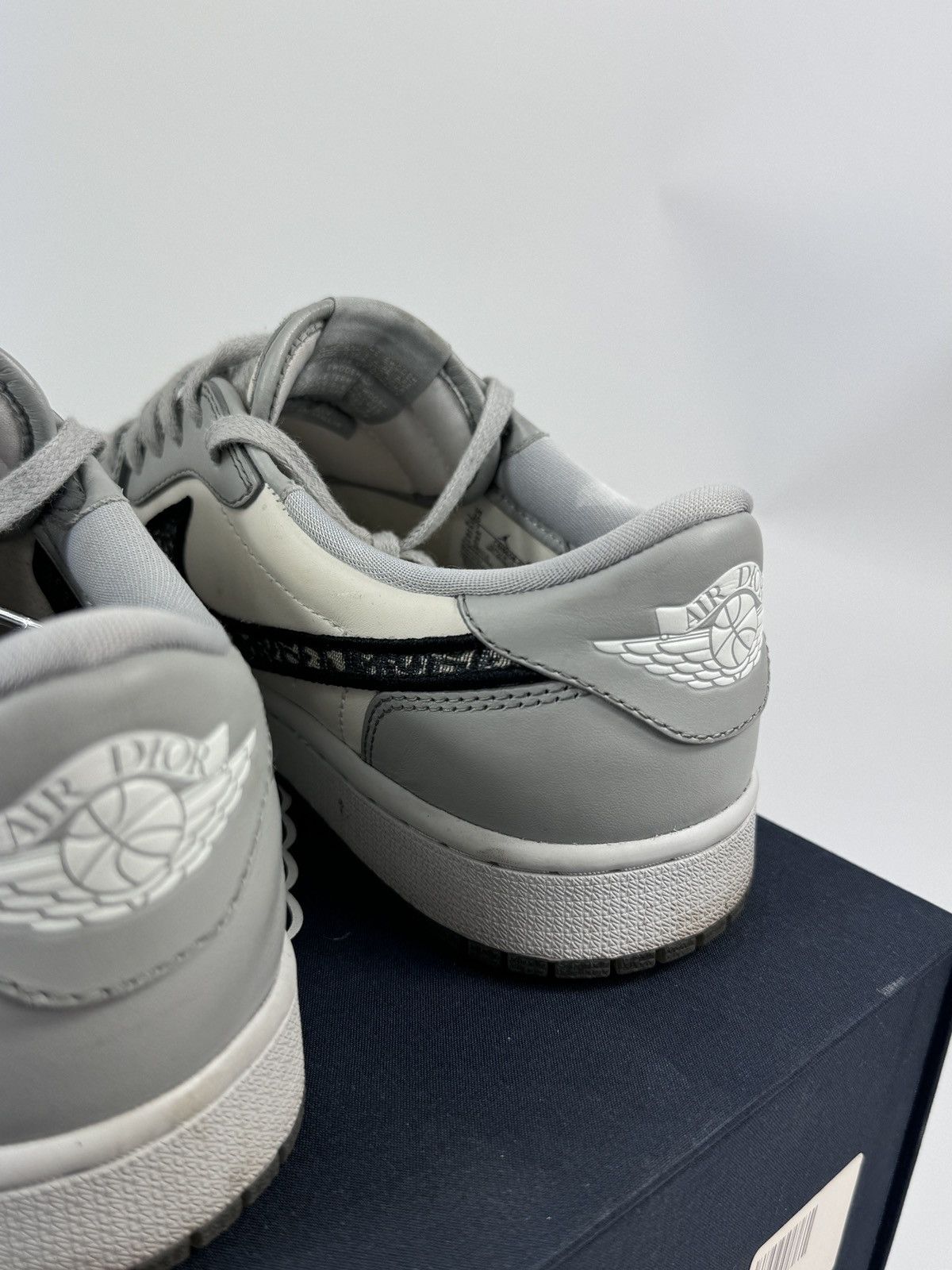 Dior × Jordan Brand AIR DIOR JORDAN SNEAKERS Size US 10 / EU 43 - 10 Thumbnail