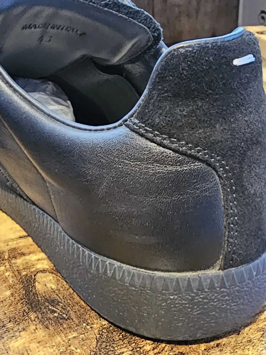 Maison Margiela Maison Margiela Replica GAT Black 10 43 Low Tops Size US 10 / EU 43 - 20 Thumbnail