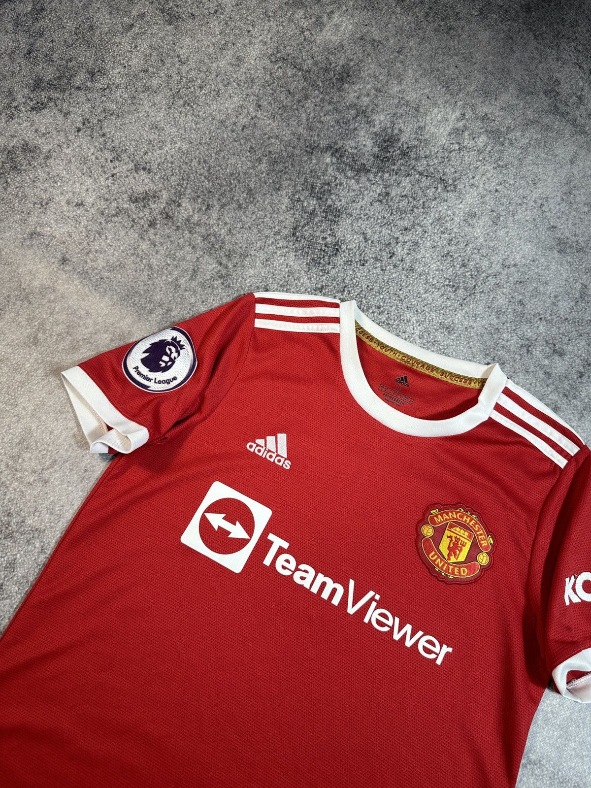 Adidas Adidas Manchester United Soccer Jersey Blokecore Rare Casual Size US S / EU 44-46 / 1 - 2 Thumbnail