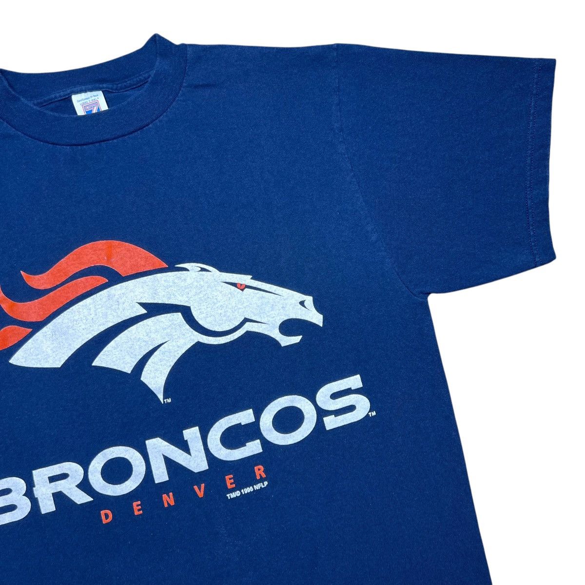 Logo 7 × NFL × Vintage Vintage 1996 NFL Denver Broncos Logo Mascot Logo 7 T-Shirt Size US L / EU 52-54 / 3 - 8 Thumbnail