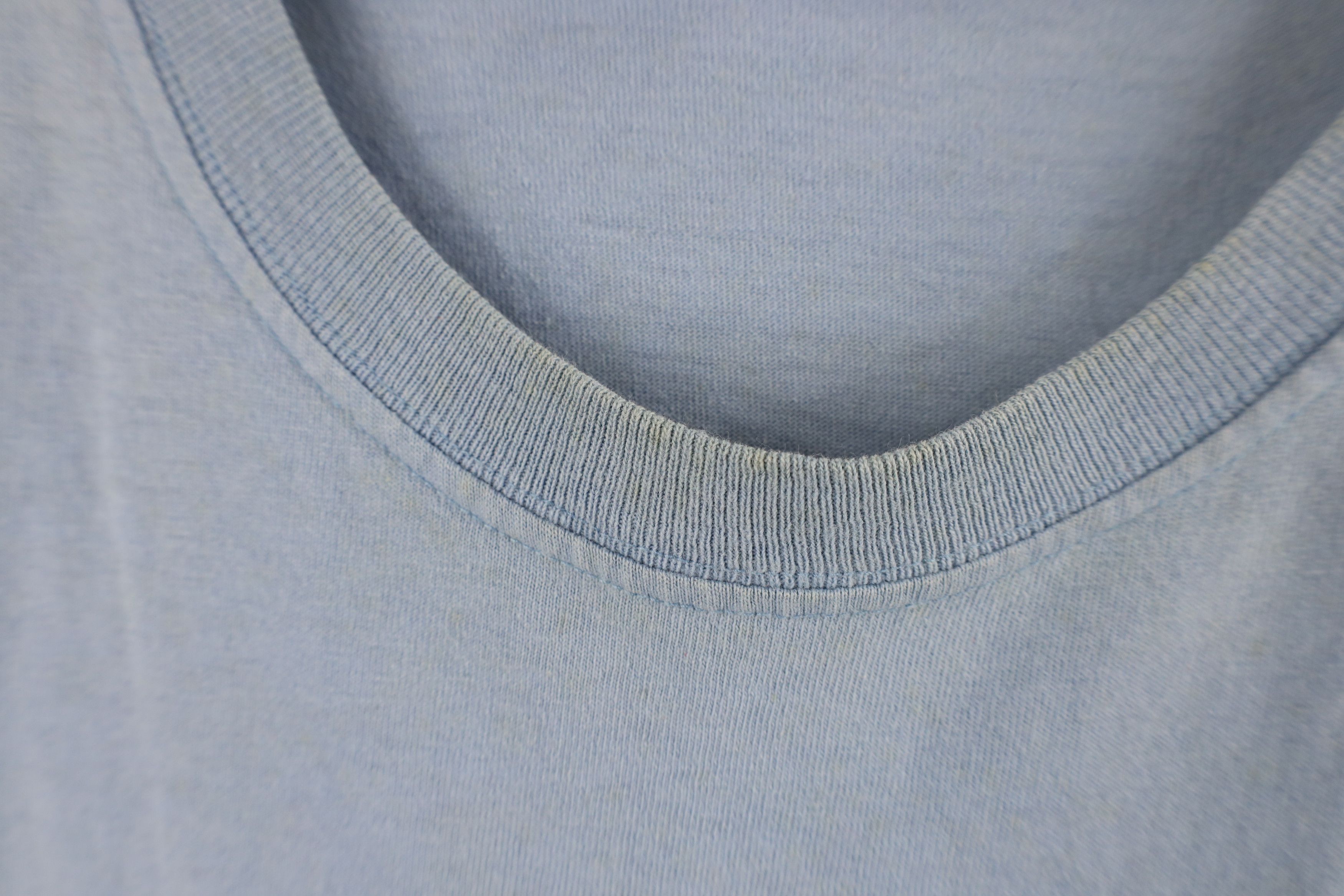 Guess × Vintage Vintage Y2K 2001 Guess Spell Out Stencil T-Shirt Blue Cotton Size US XL / EU 56 / 4 - 8 Thumbnail