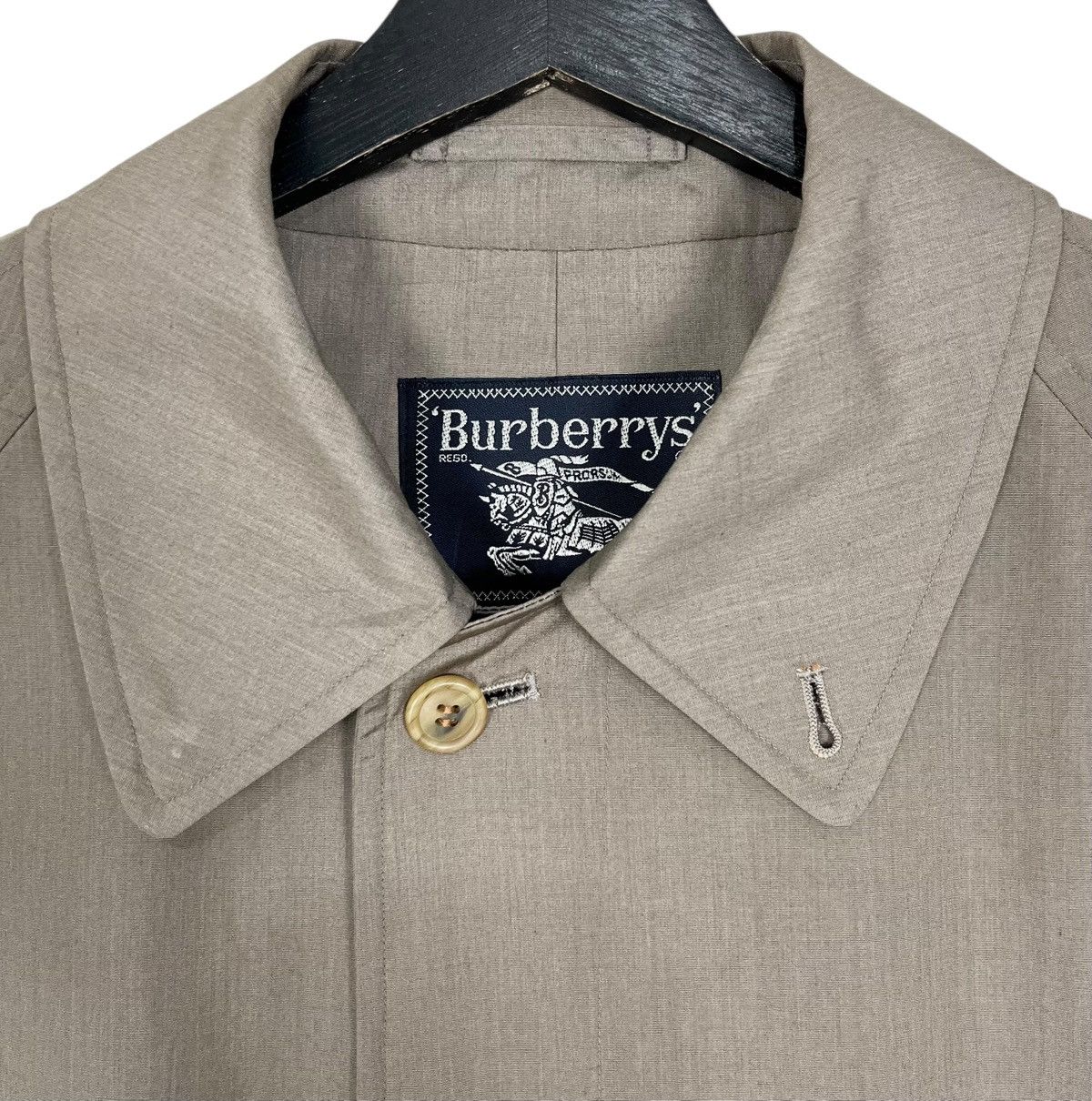 Burberry × Vintage Vintage Burberrys Nylon Trench Coat Size US S / EU 44-46 / 1 - 5 Thumbnail