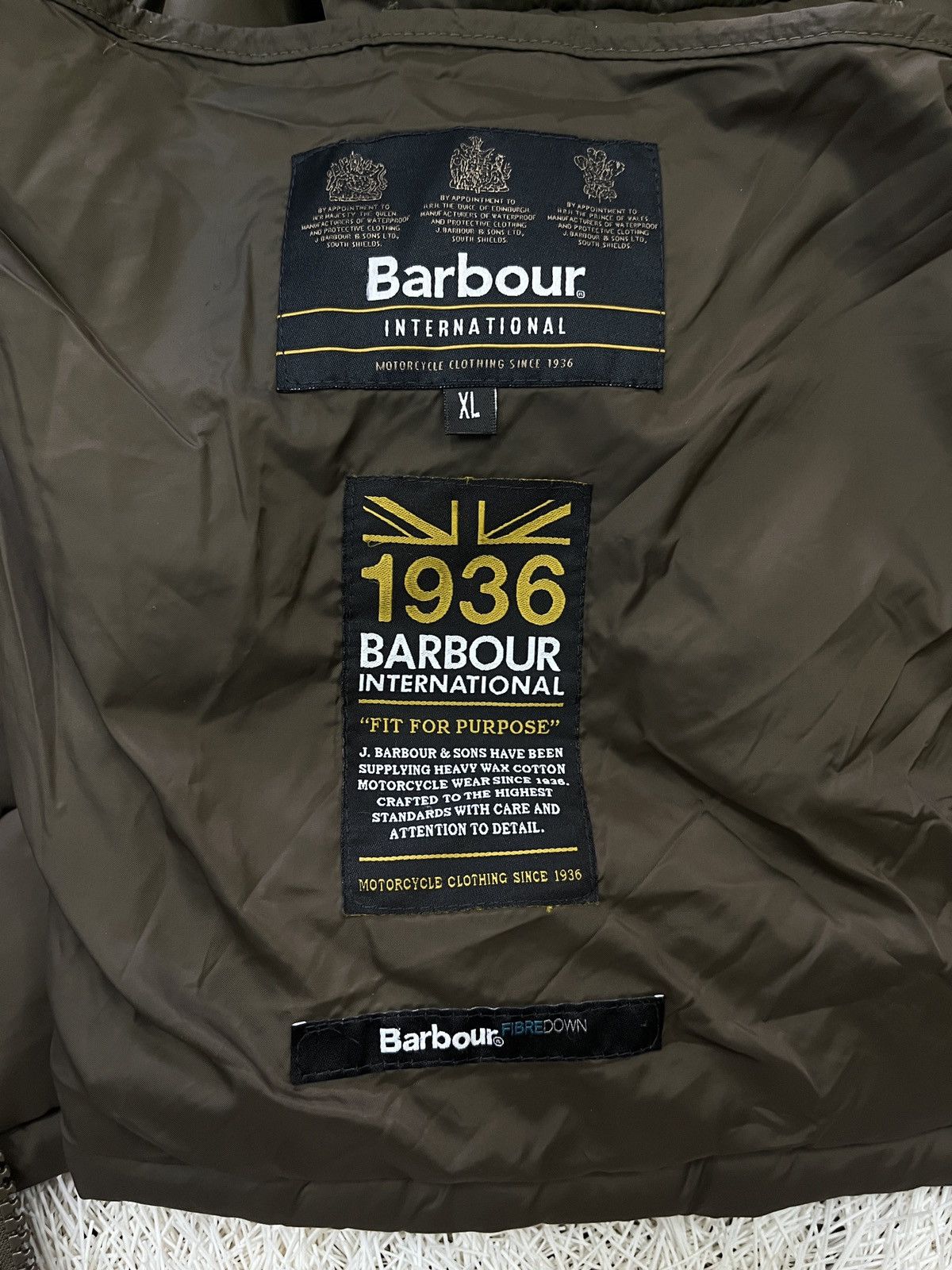 Barbour Men's Barbour International Handle Quilt Jacket Khaki Size US XL / EU 56 / 4 - 4 Thumbnail